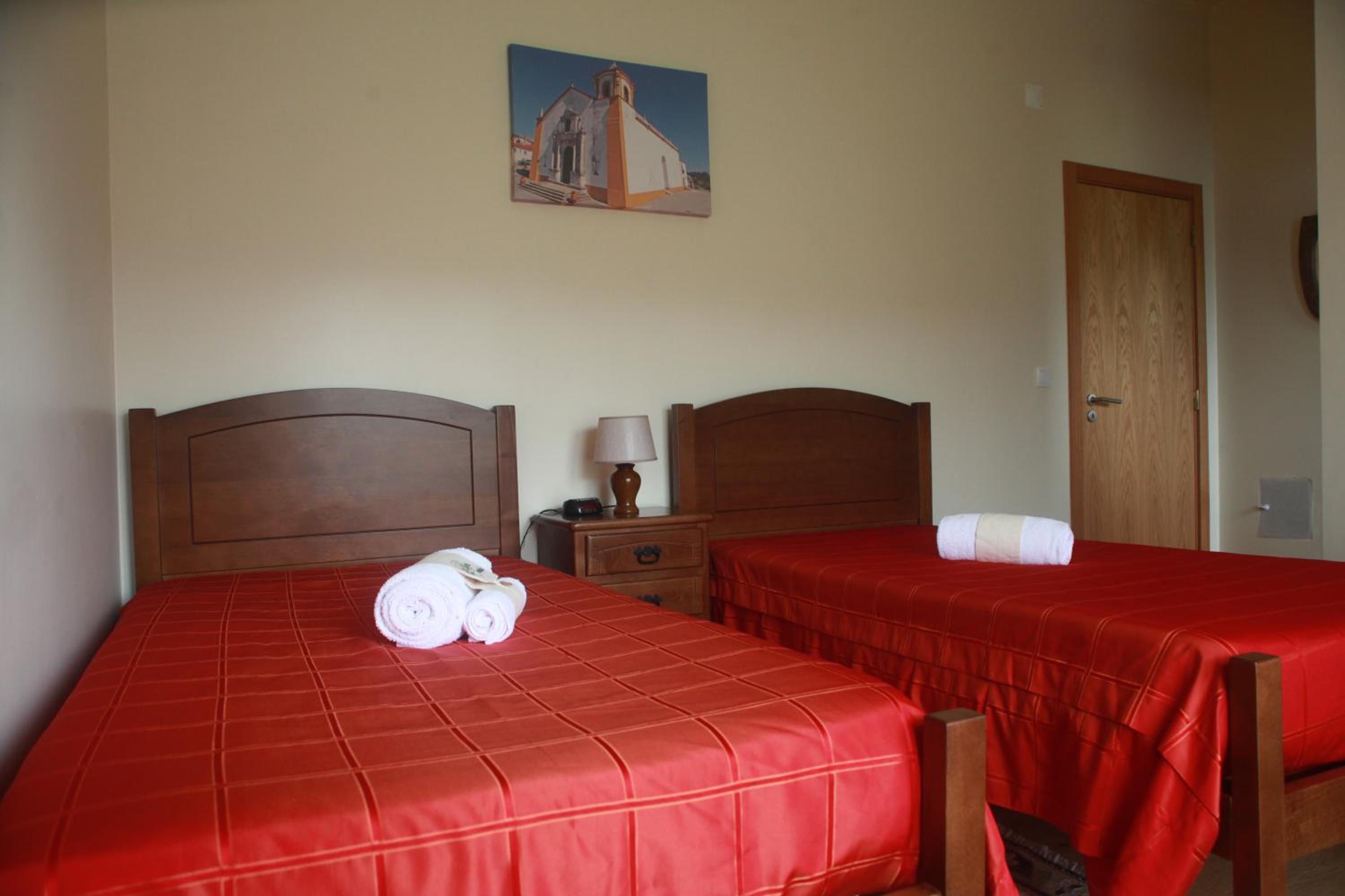 Twin Room with Balcony - Photo 3