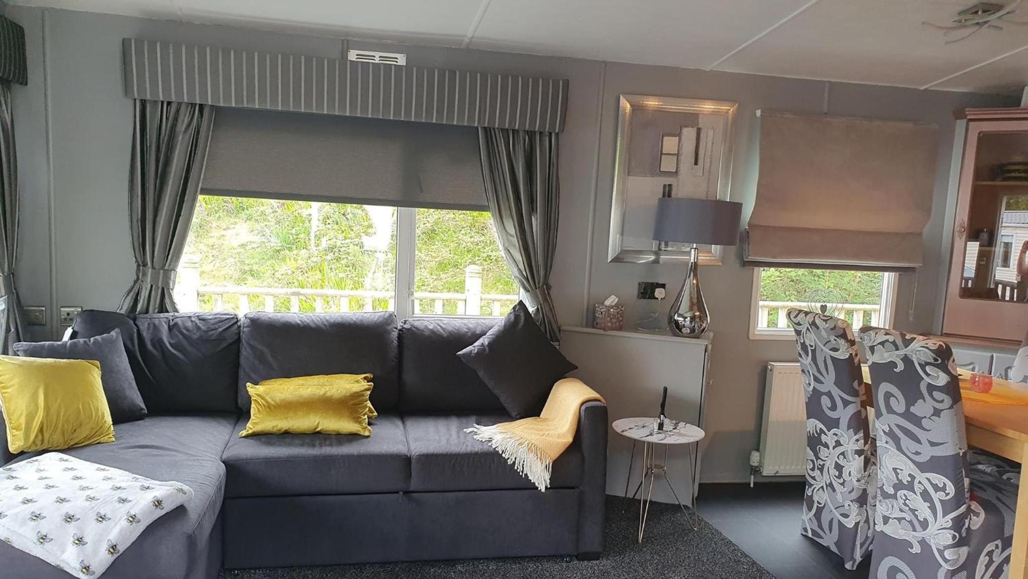 Caravan photo 1