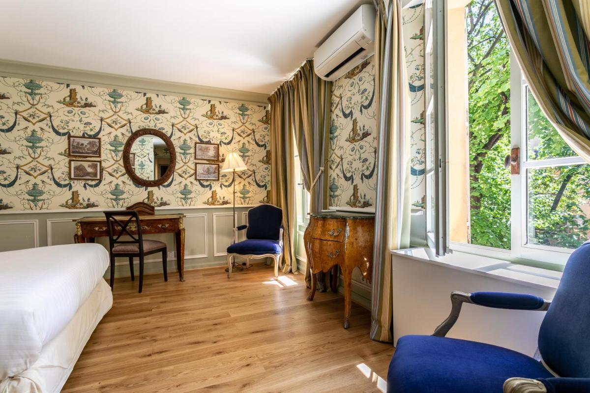 Superior Double Room photo 2