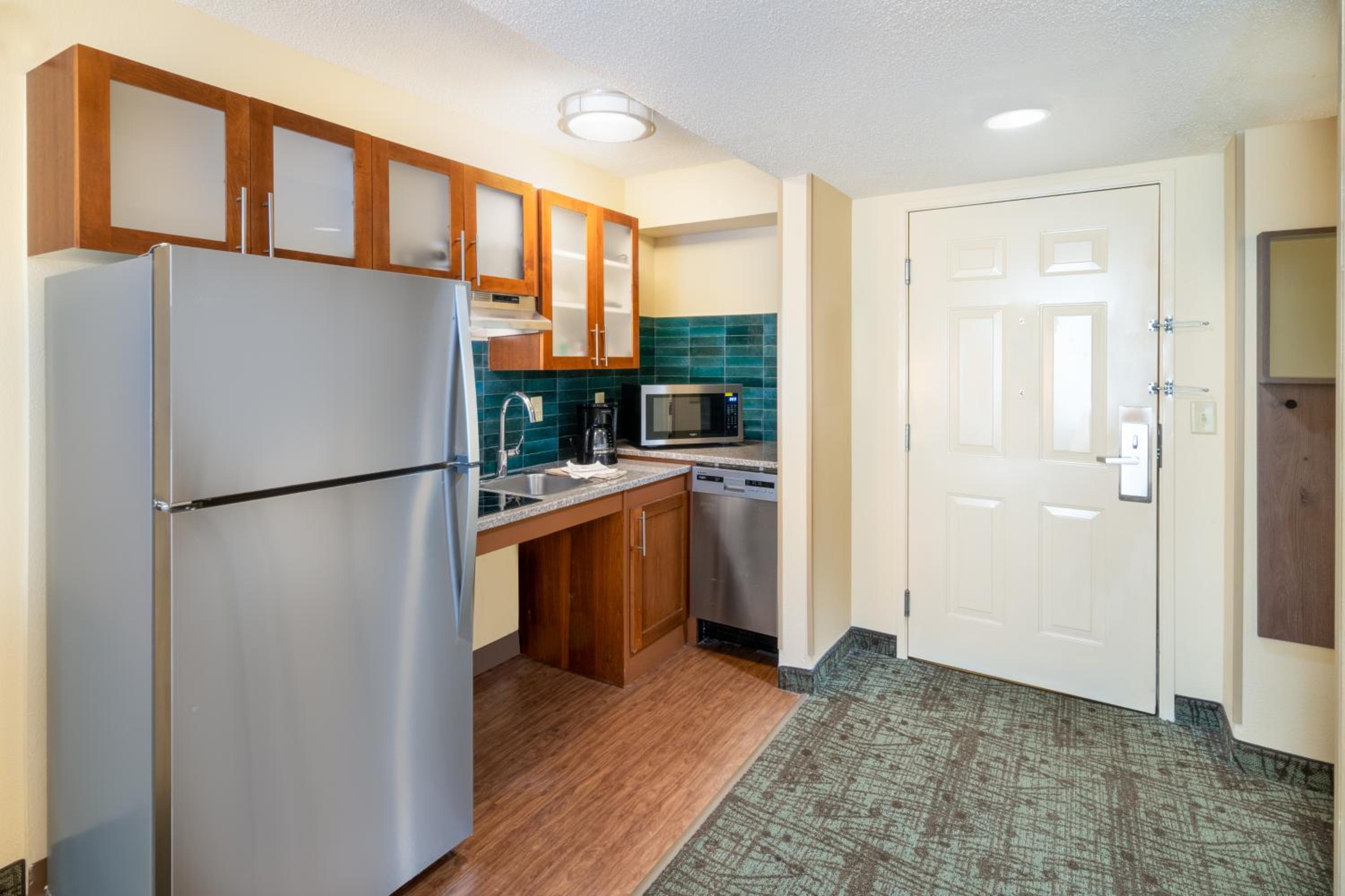 King Room with Roll-In Shower - Disability Access - Photo 4