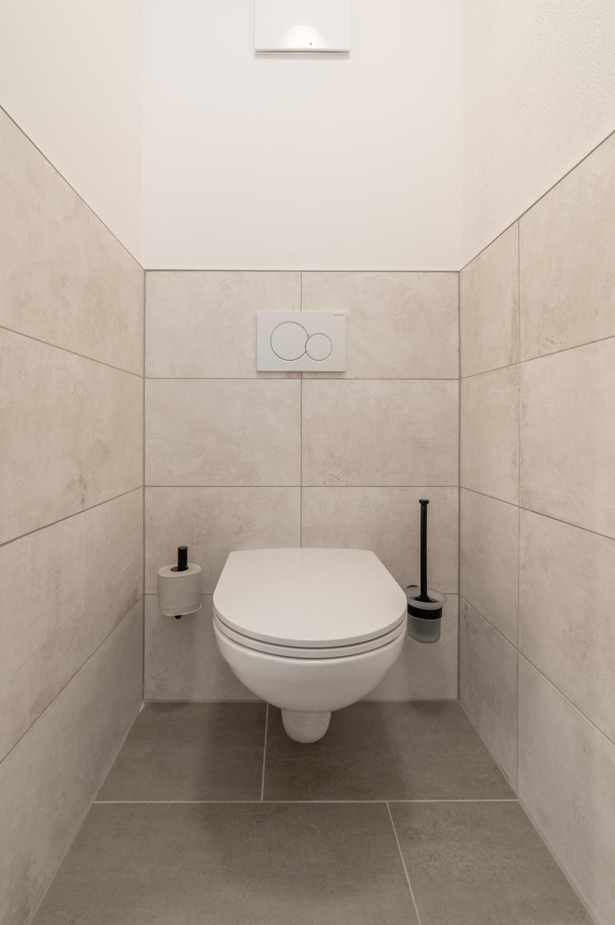 Large Double Room - Photo 2