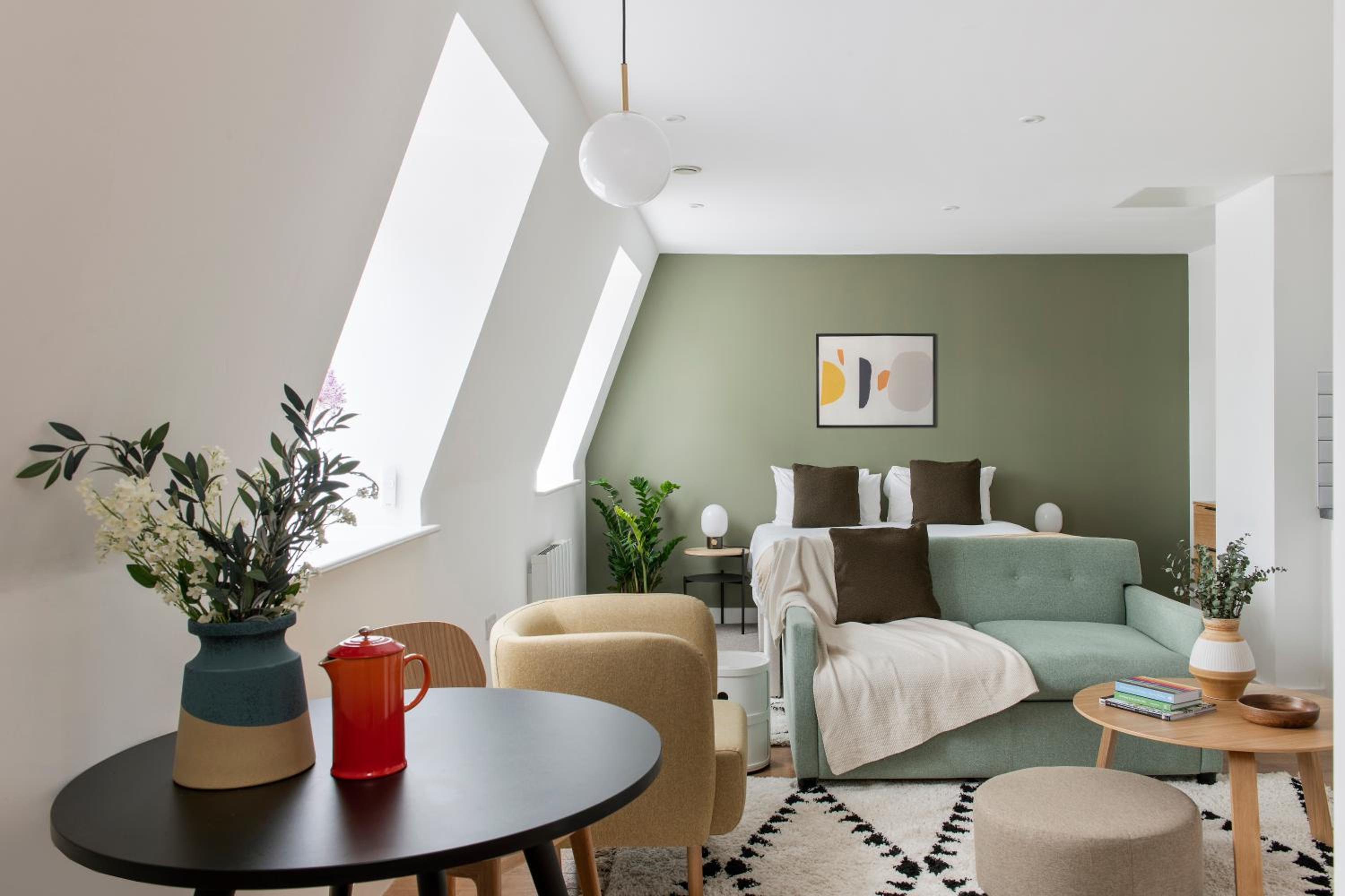 Studio Apartment photo 2