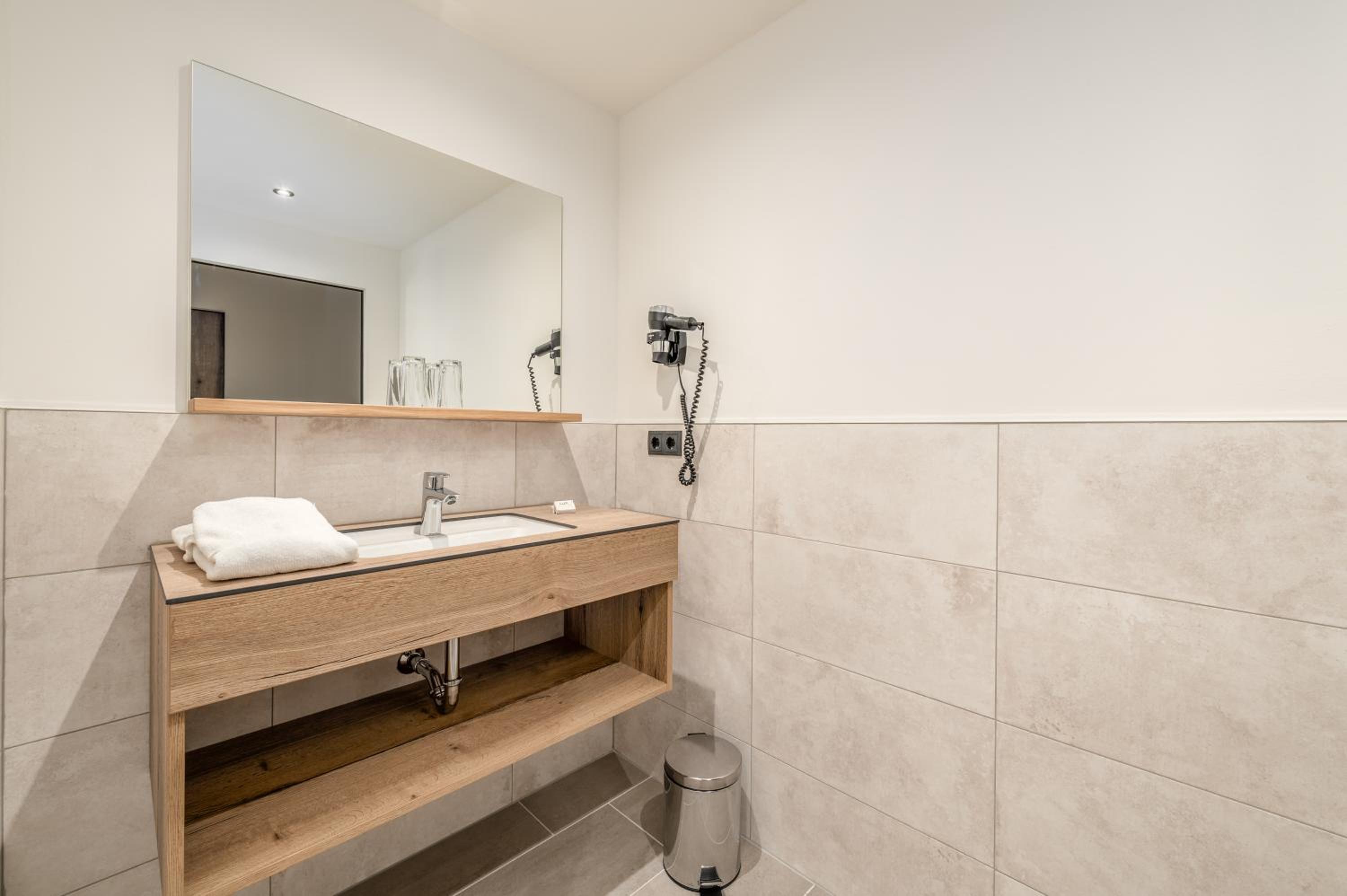 Double Room with Balcony - Photo 64