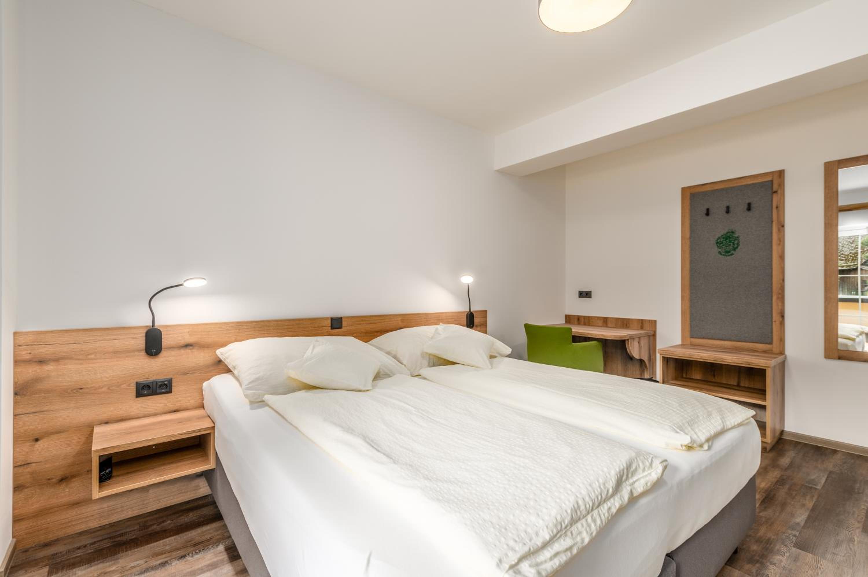 Double Room with Balcony - Photo 30