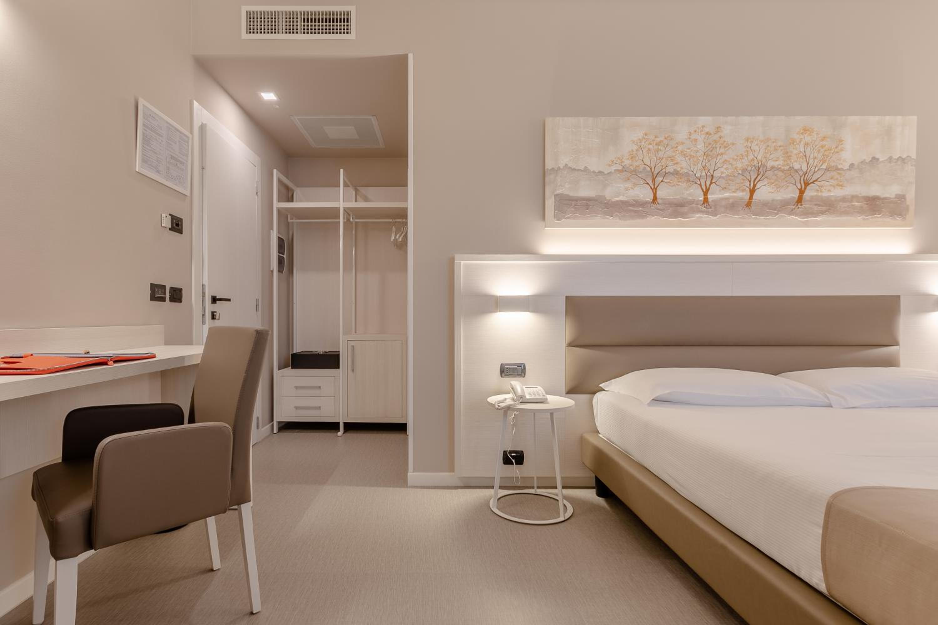 Superior Triple Room - Photo 1