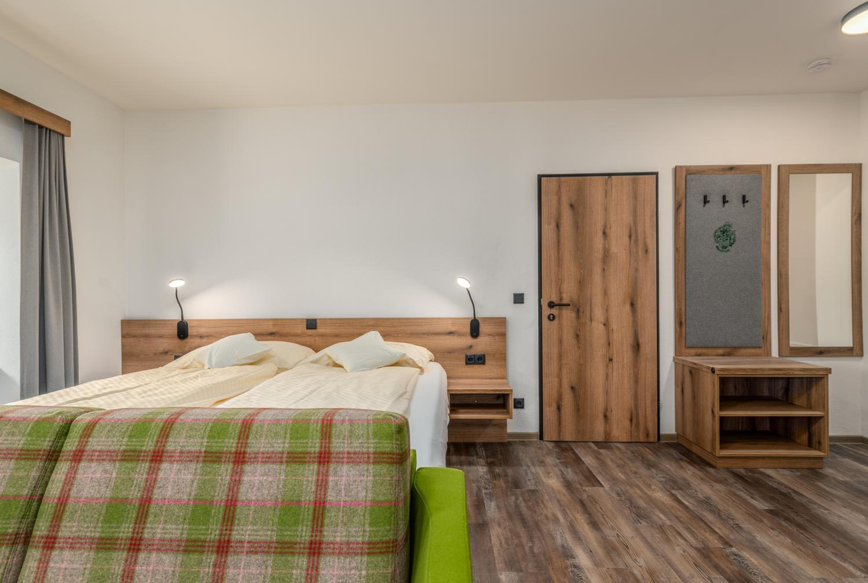 Double Room with Balcony - Photo 37