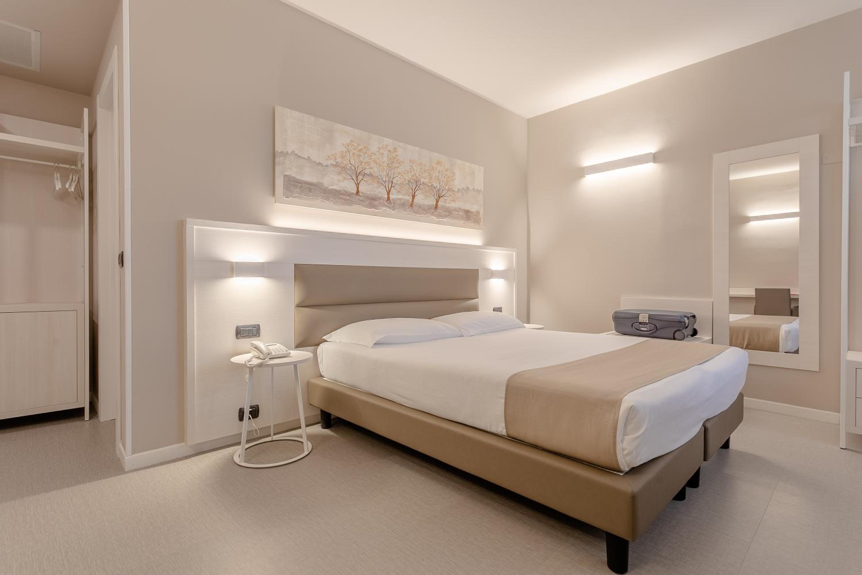 Superior Triple Room - Photo 4