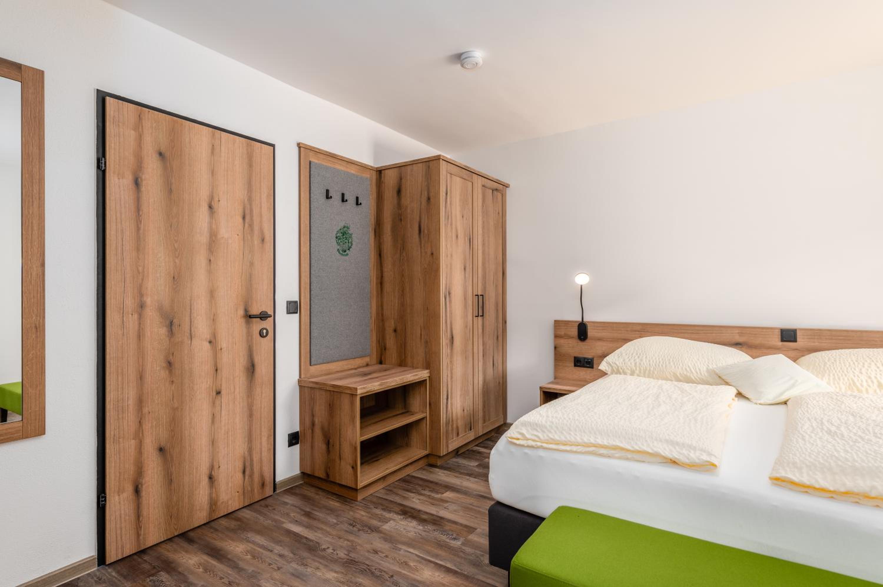 Double Room with Balcony - Photo 41