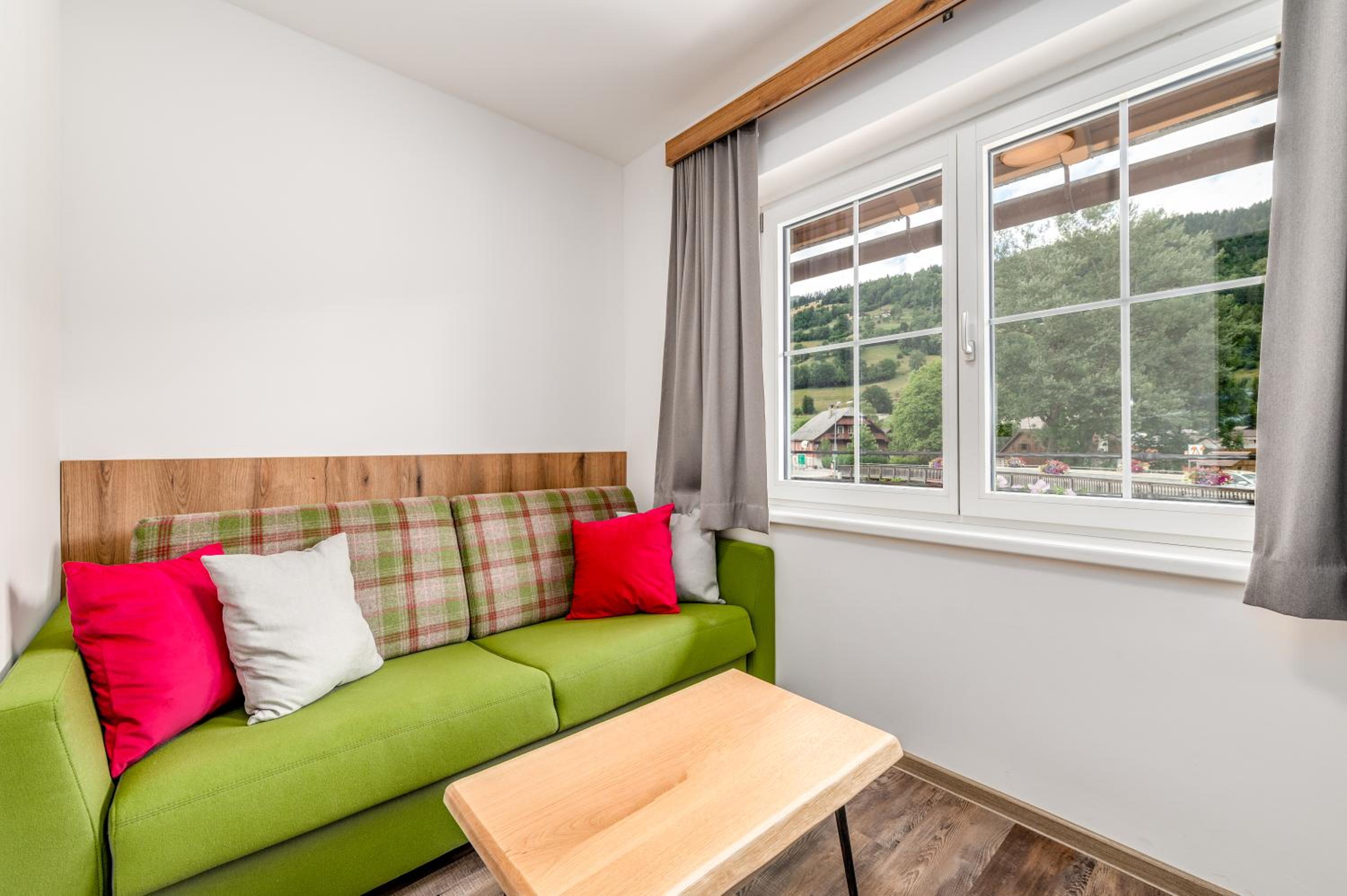 Double Room with Balcony - Photo 1