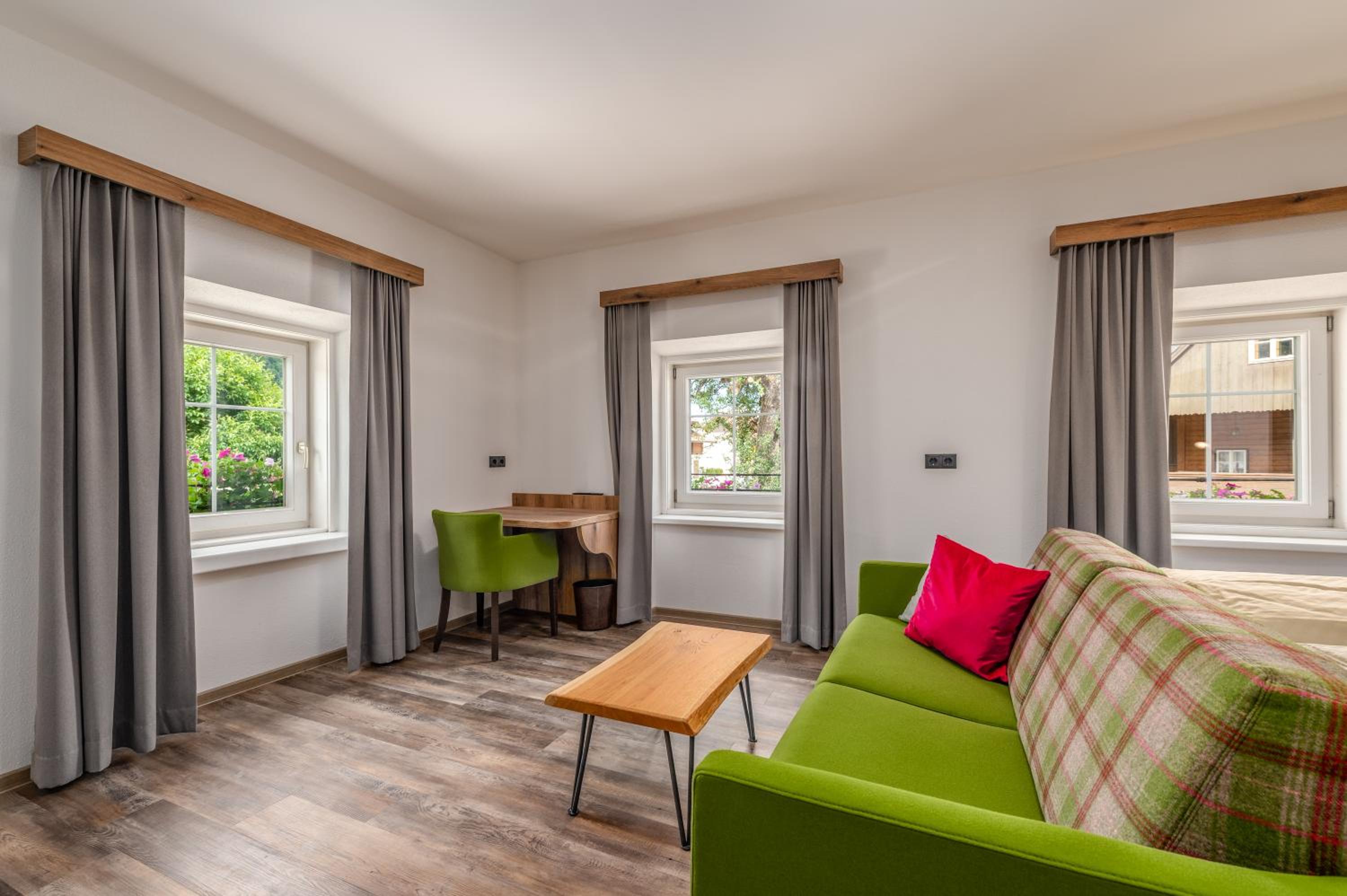 Double Room with Balcony - Photo 35