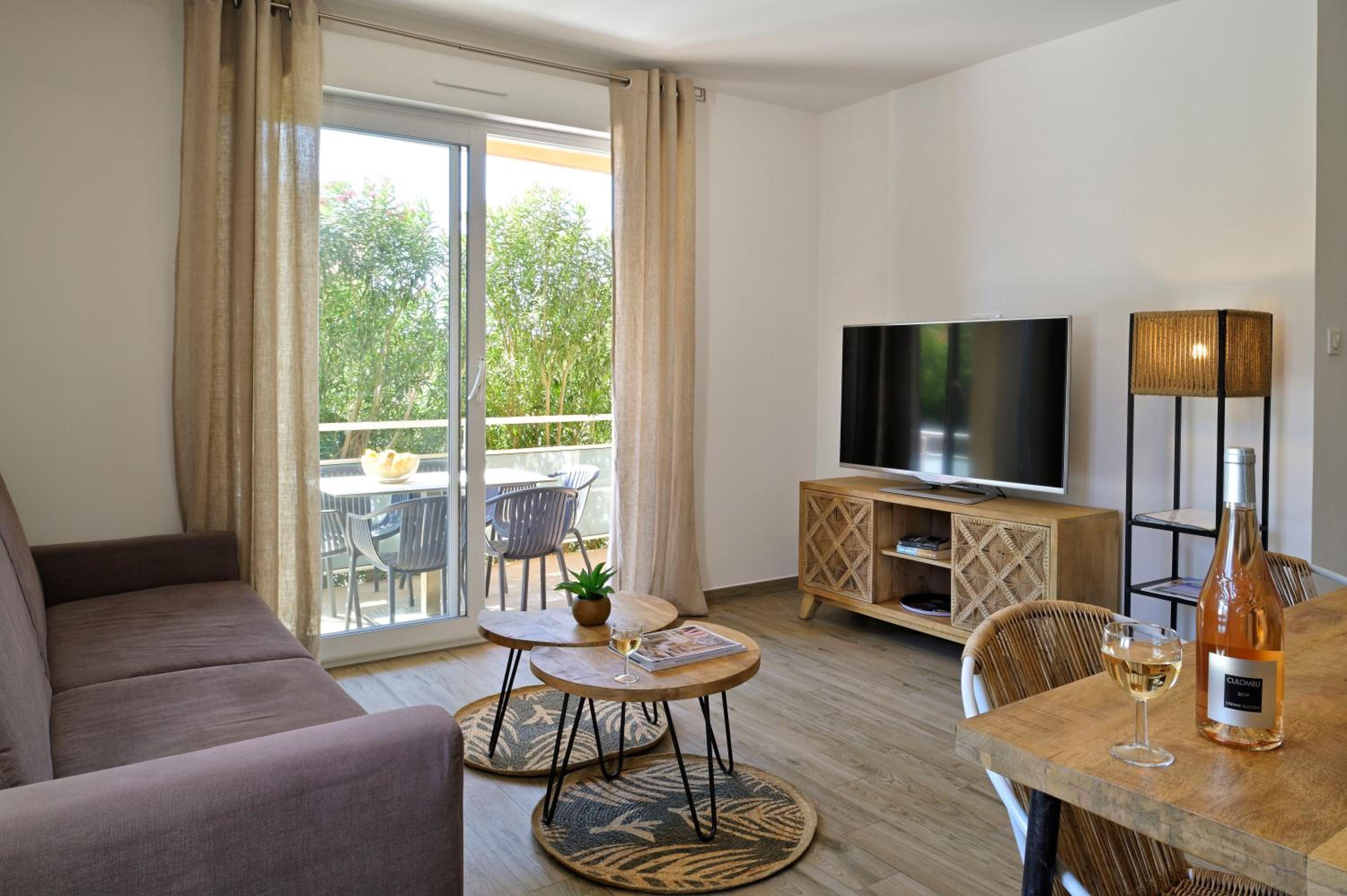 Apartment - Photo 6