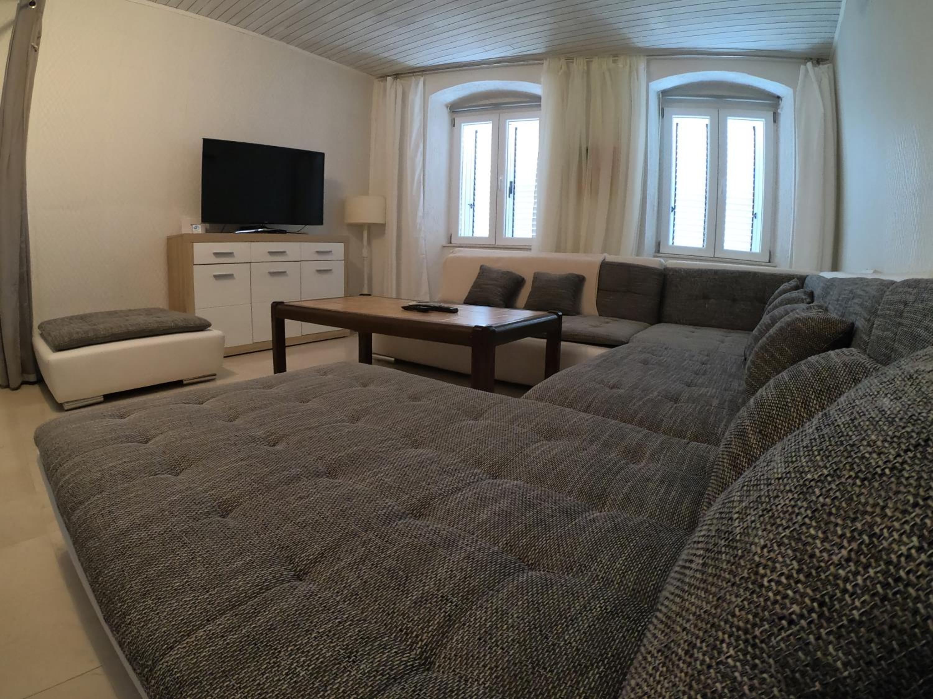 Apartment with Sea View - Photo 1