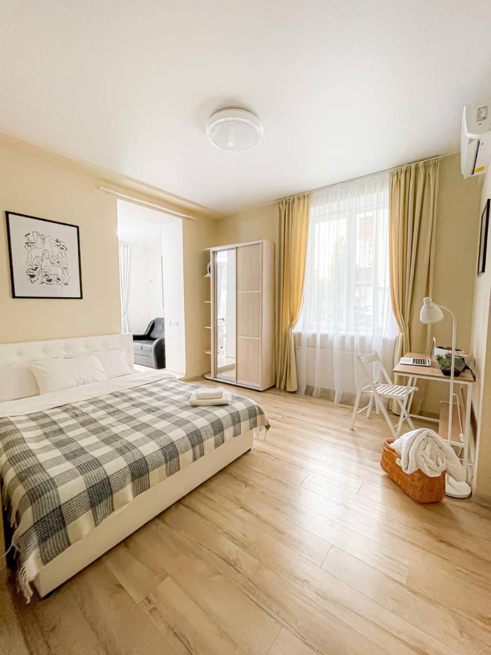 Apartment - Ground Floor photo 3