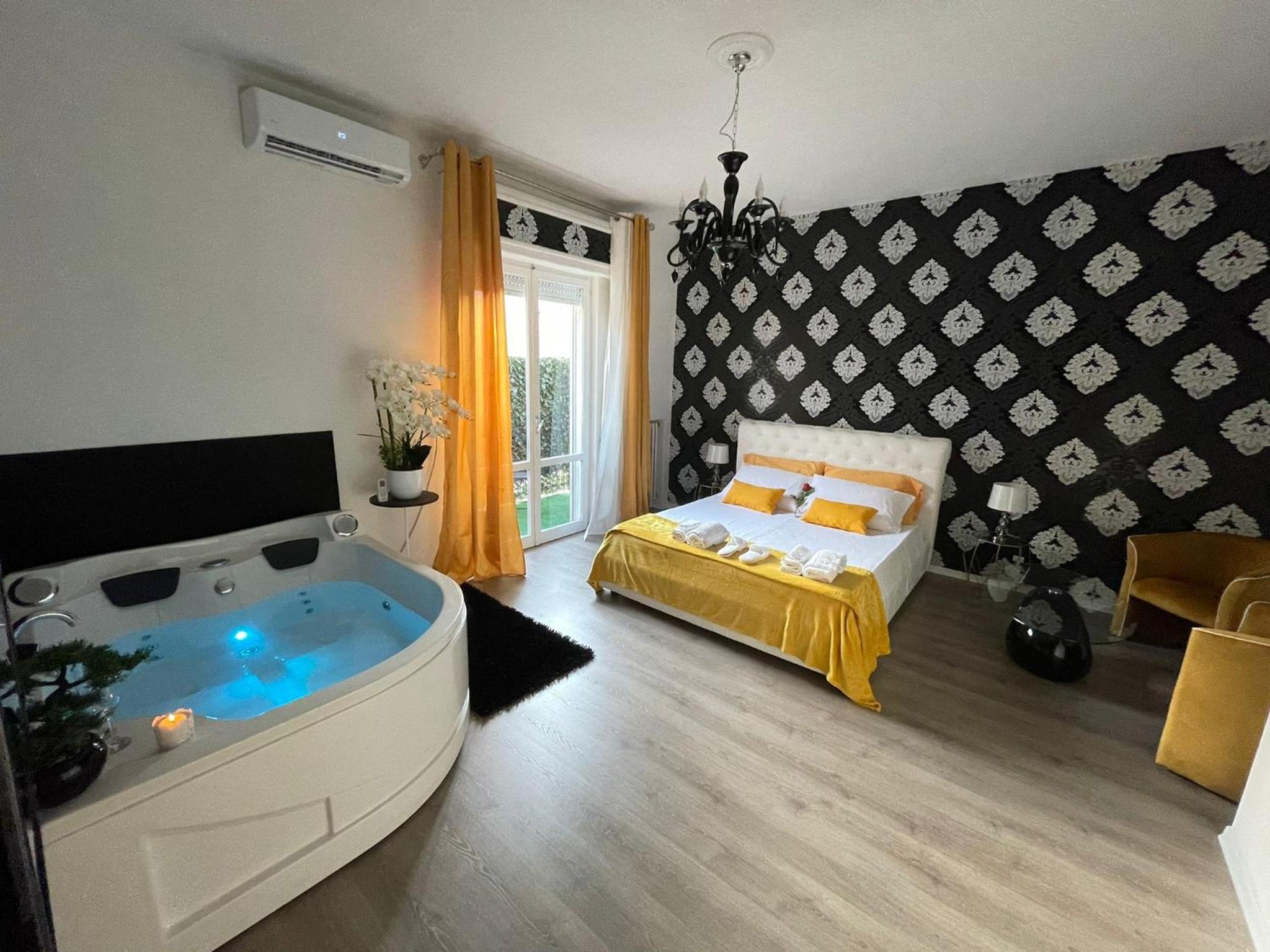 Queen Room With Spa Bath