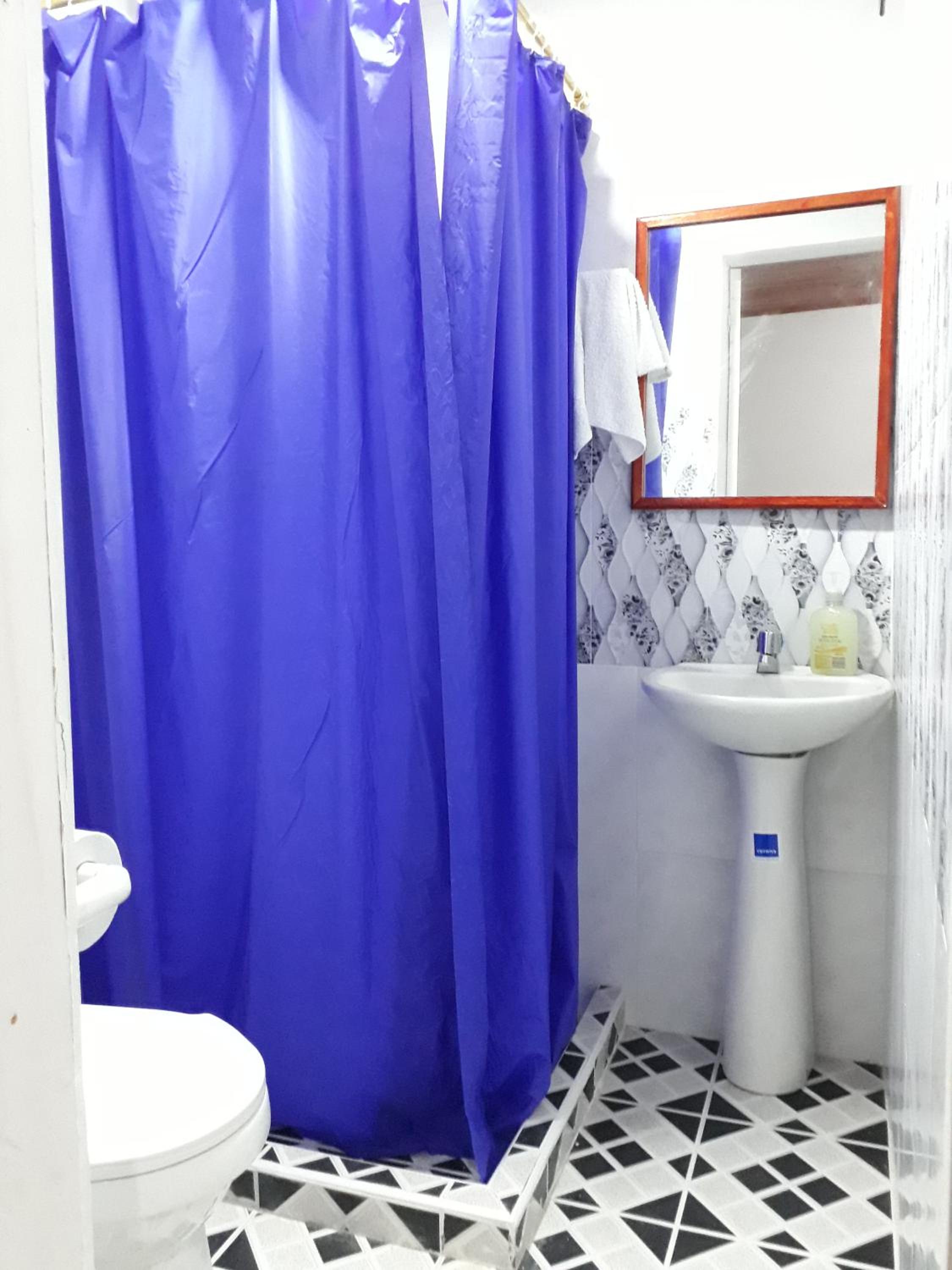Twin Room with Private Bathroom photo 3
