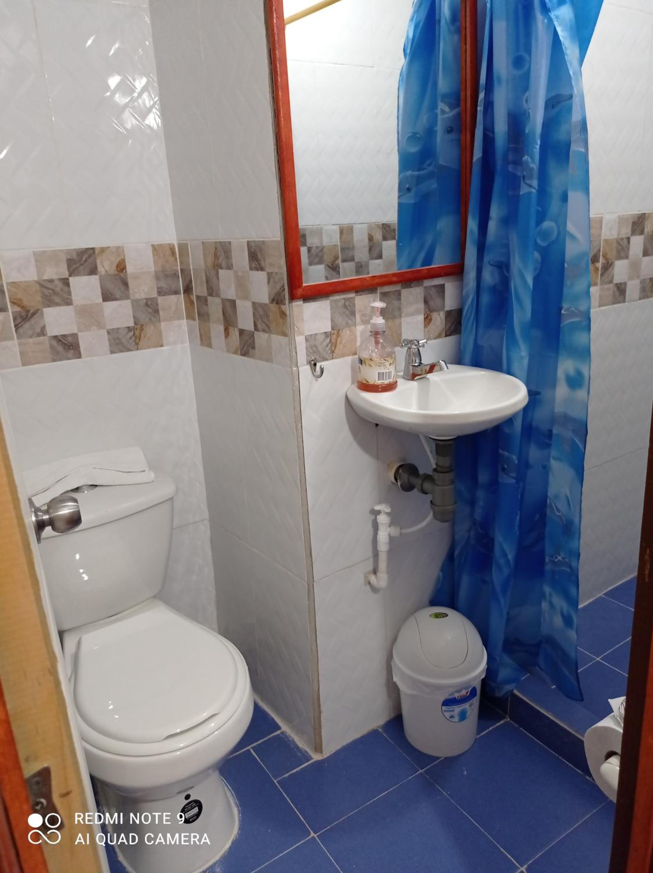 Twin Room with Private Bathroom photo 3