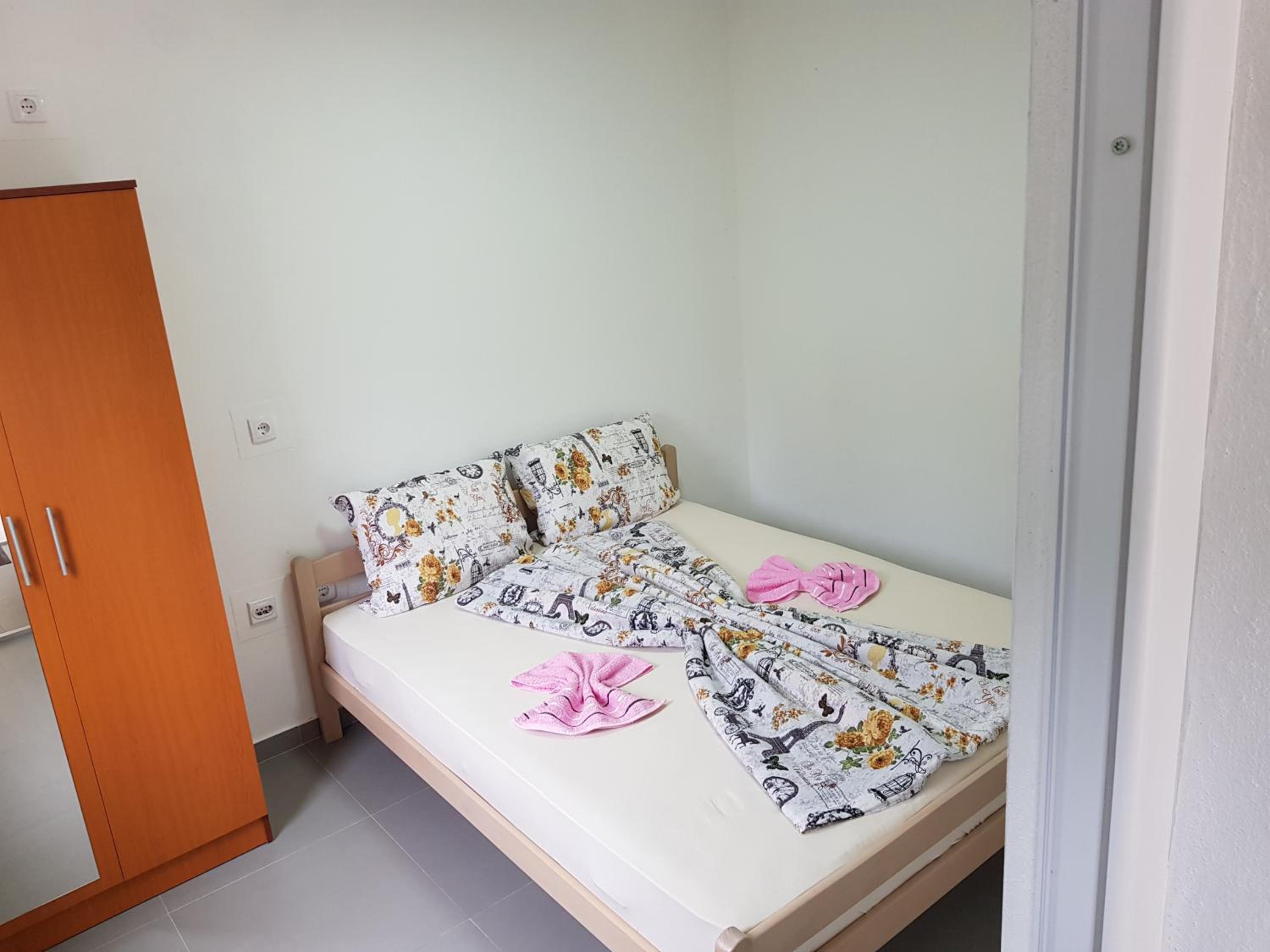 Studio Apartment photo 1