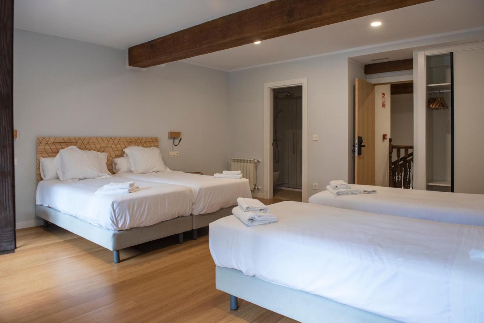 Standard Quadruple Room photo 2