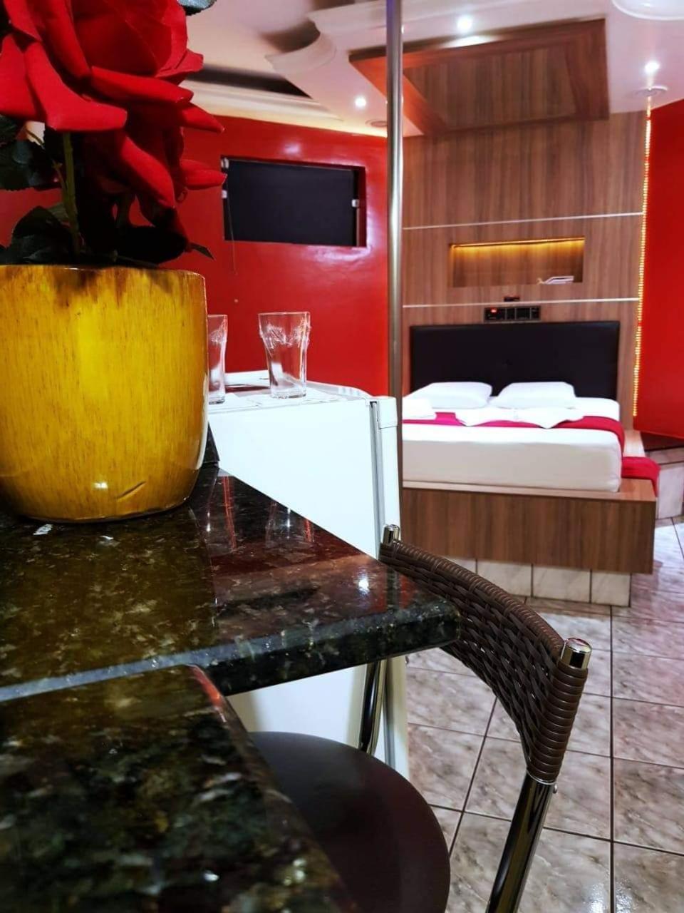 Large Double Room photo 3