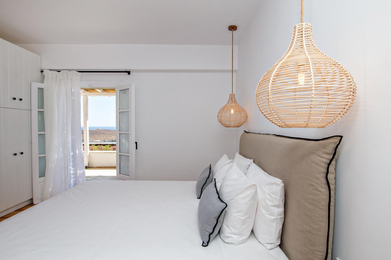 Three-Bedroom Villa photo 3