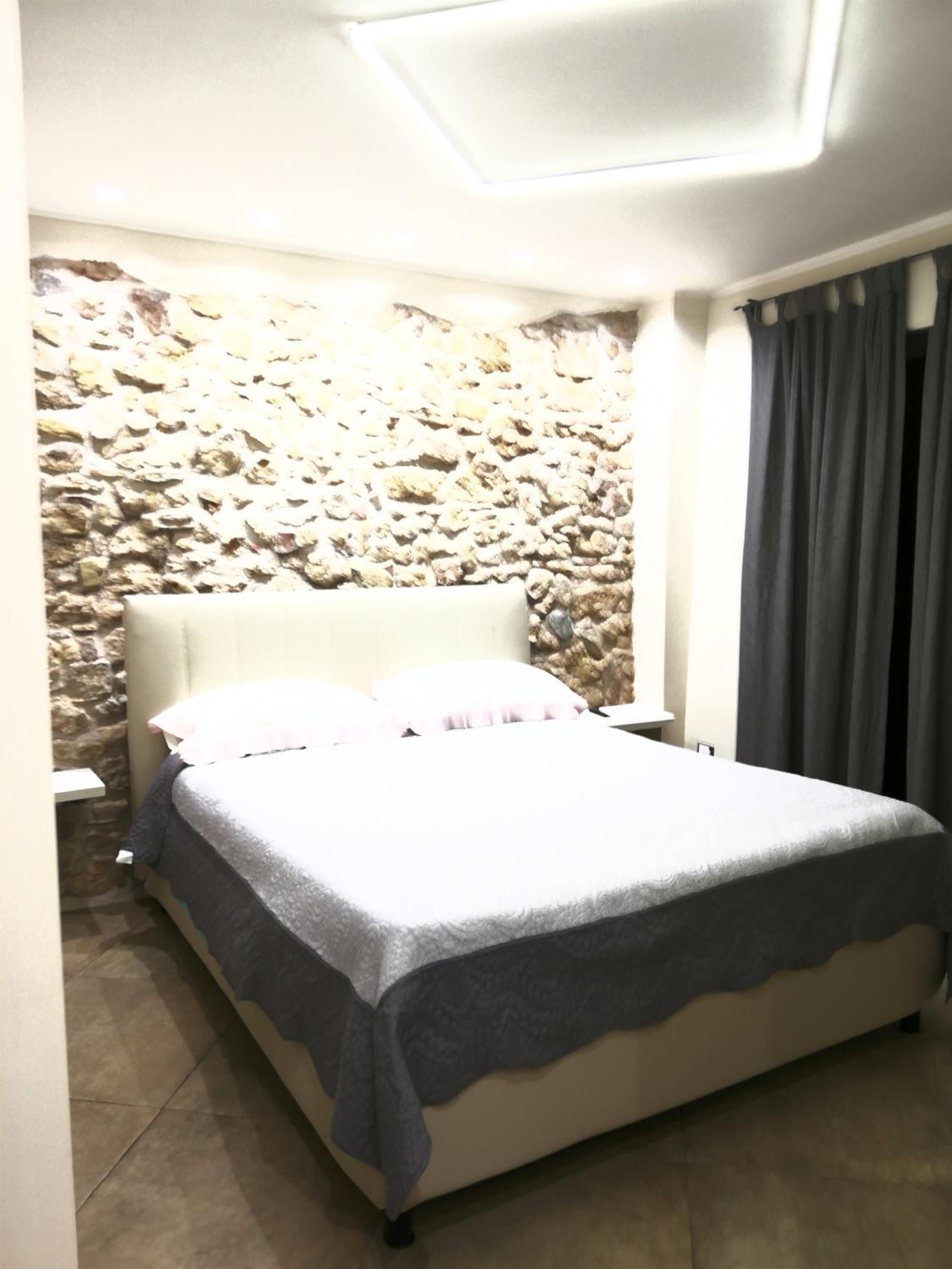 Double or Twin Room photo 1