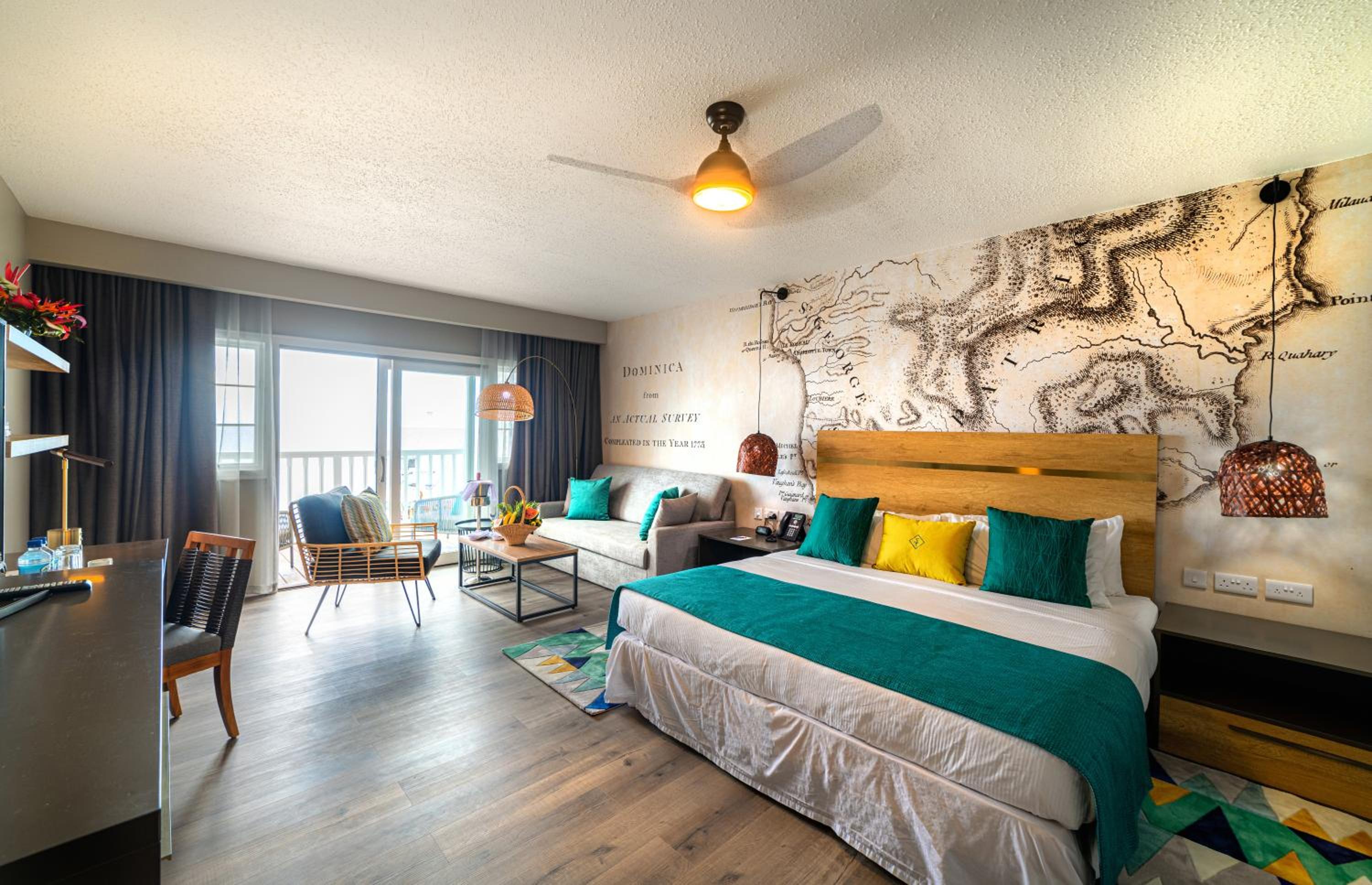Deluxe Oceanfront King