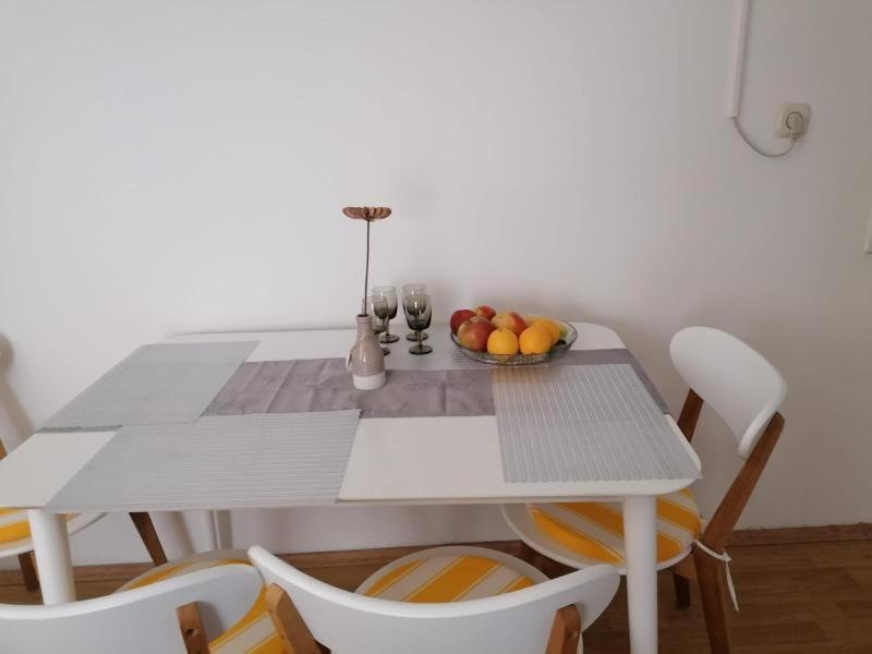One-Bedroom Apartment - Photo 45
