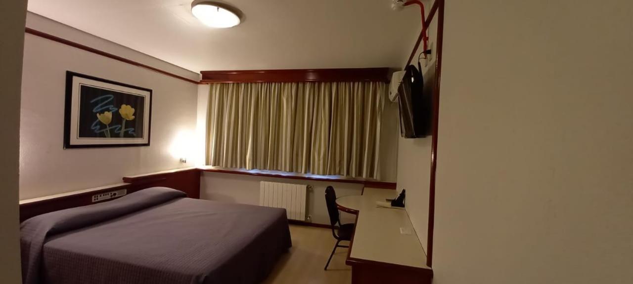 Deluxe Double Room with Private Bathroom photo 2