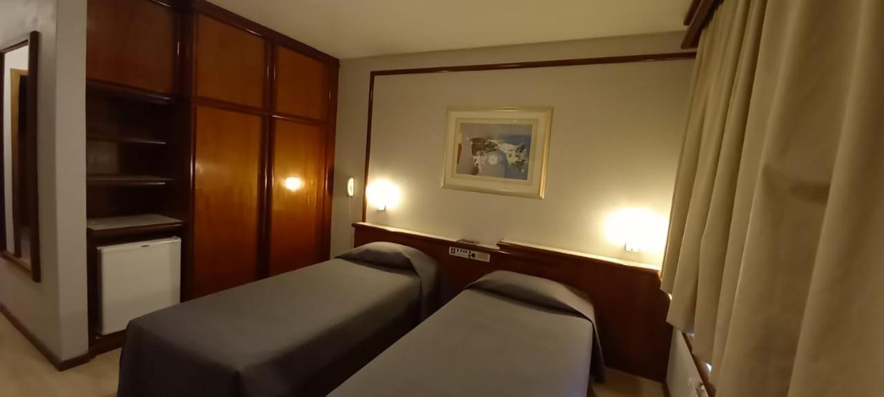 Deluxe Double Room with Private Bathroom photo 2