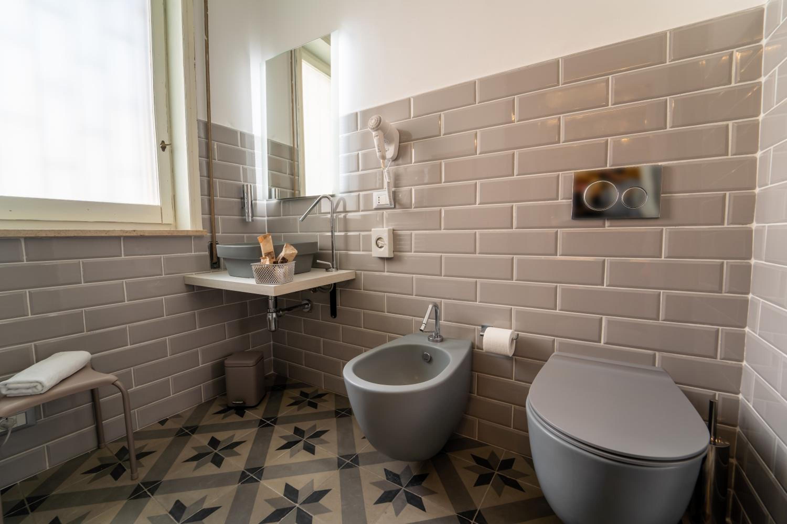 Triple Room with Shower - Photo 4