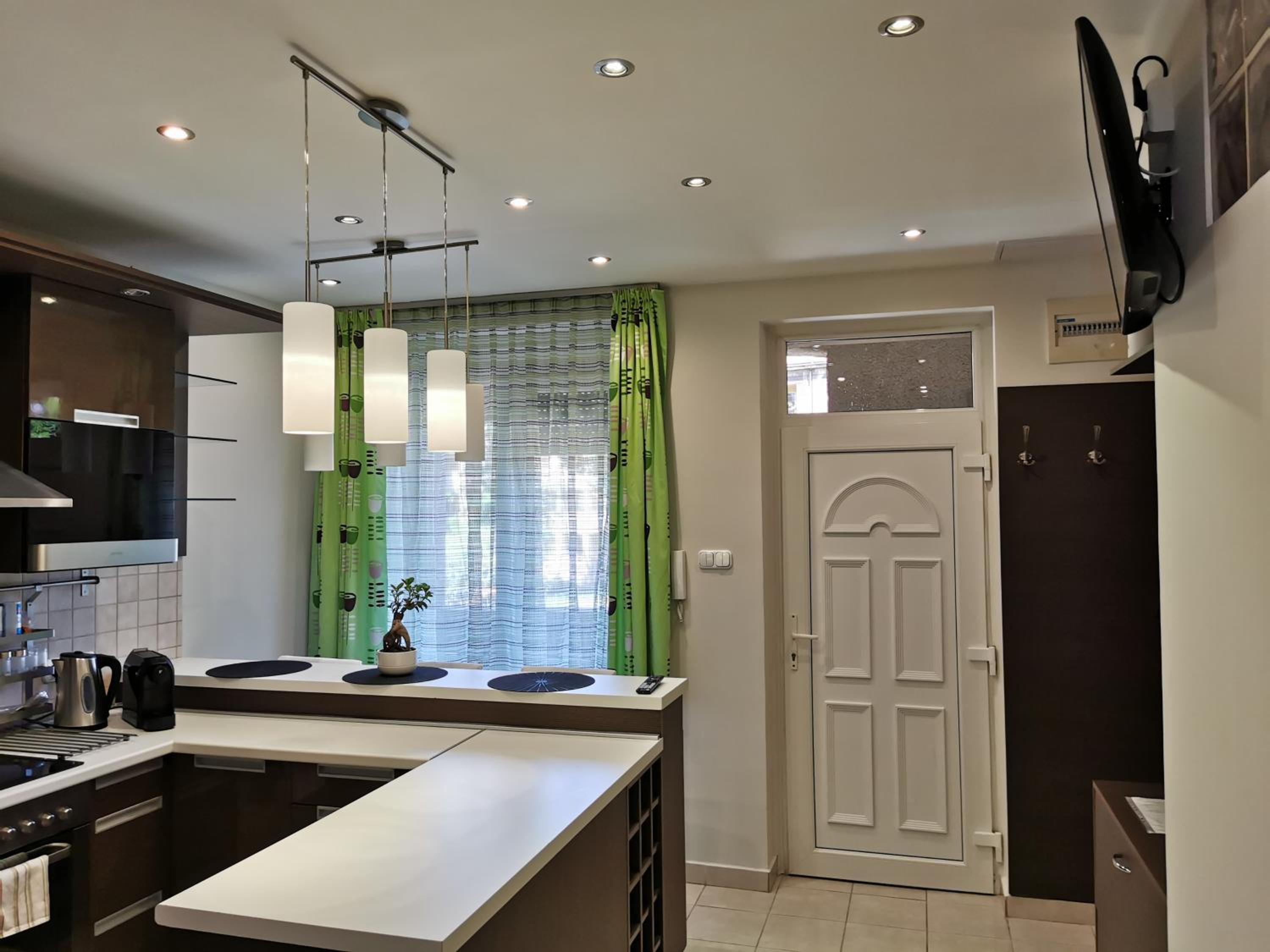 Two-Bedroom Apartment - Photo 18