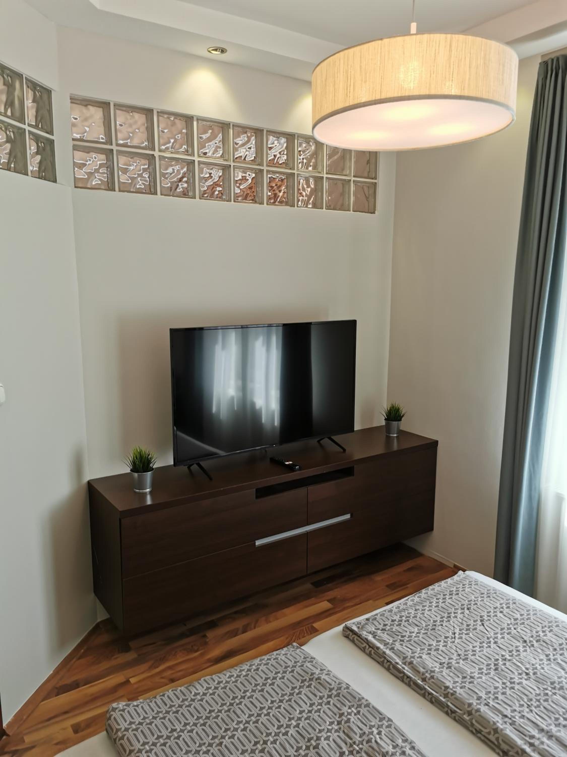 Two-Bedroom Apartment - Photo 11