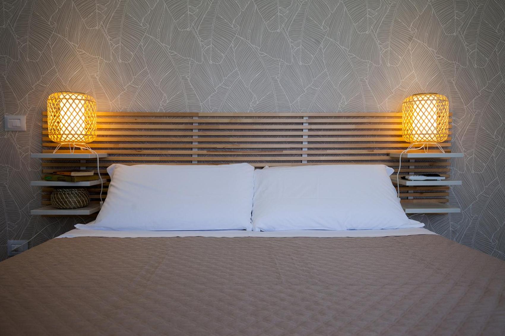 Large Double Room - Photo 2