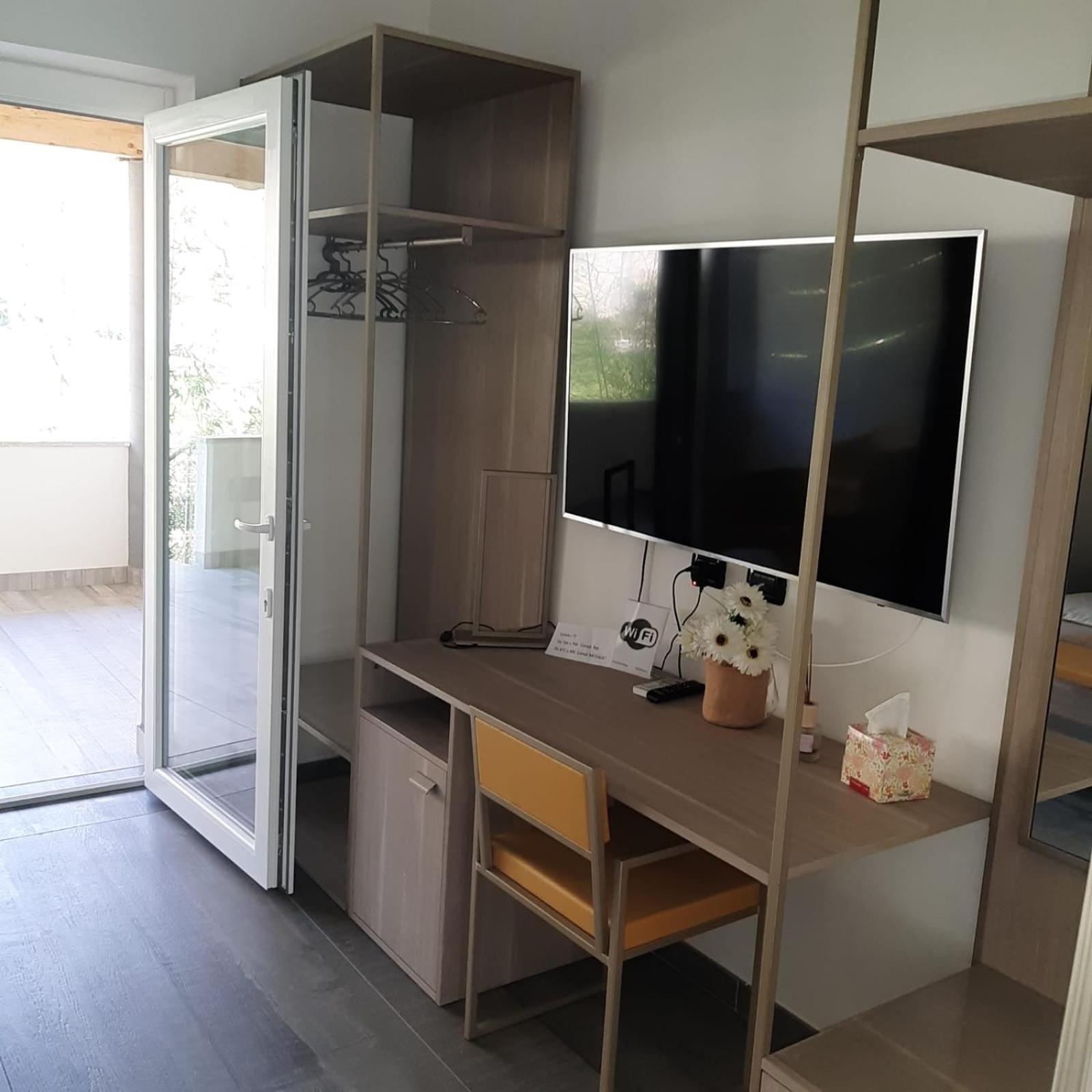 King Room with Garden View - Photo 23