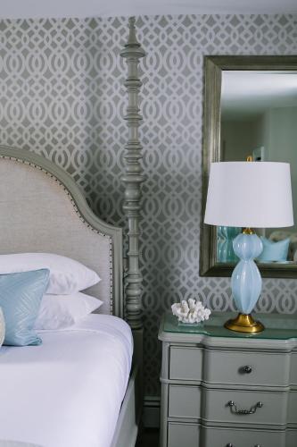 Standard King Room photo 1