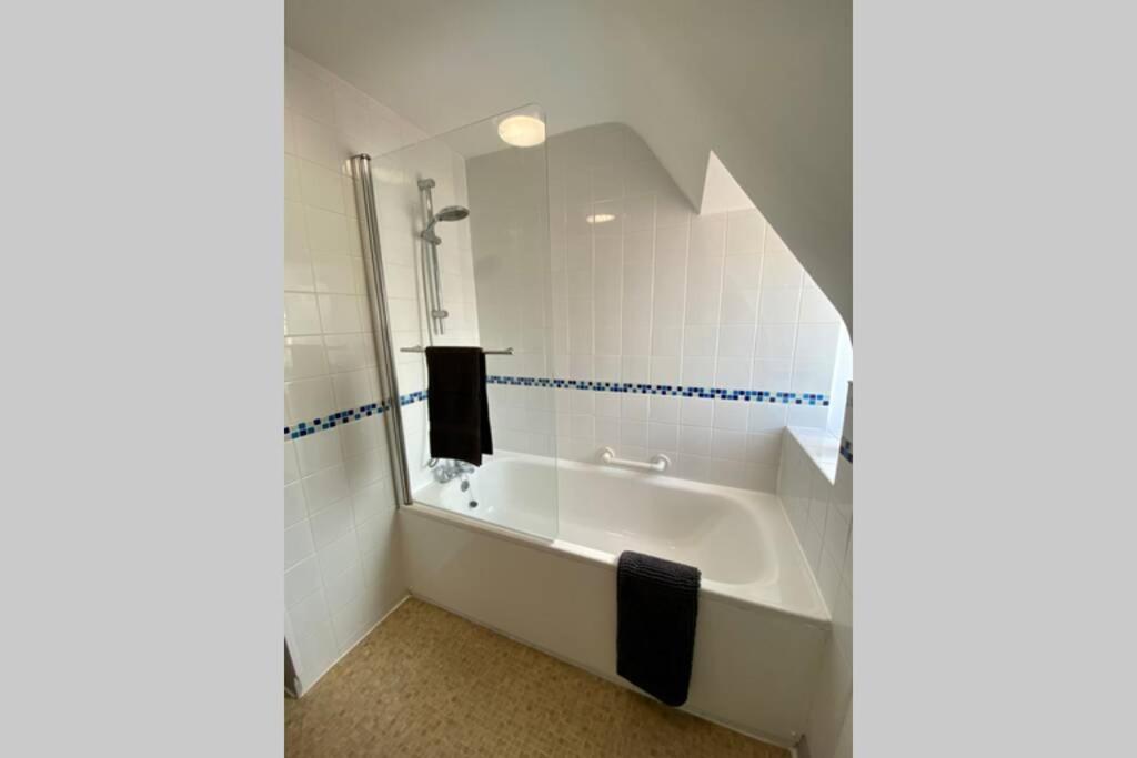One-Bedroom Apartment - Photo 23