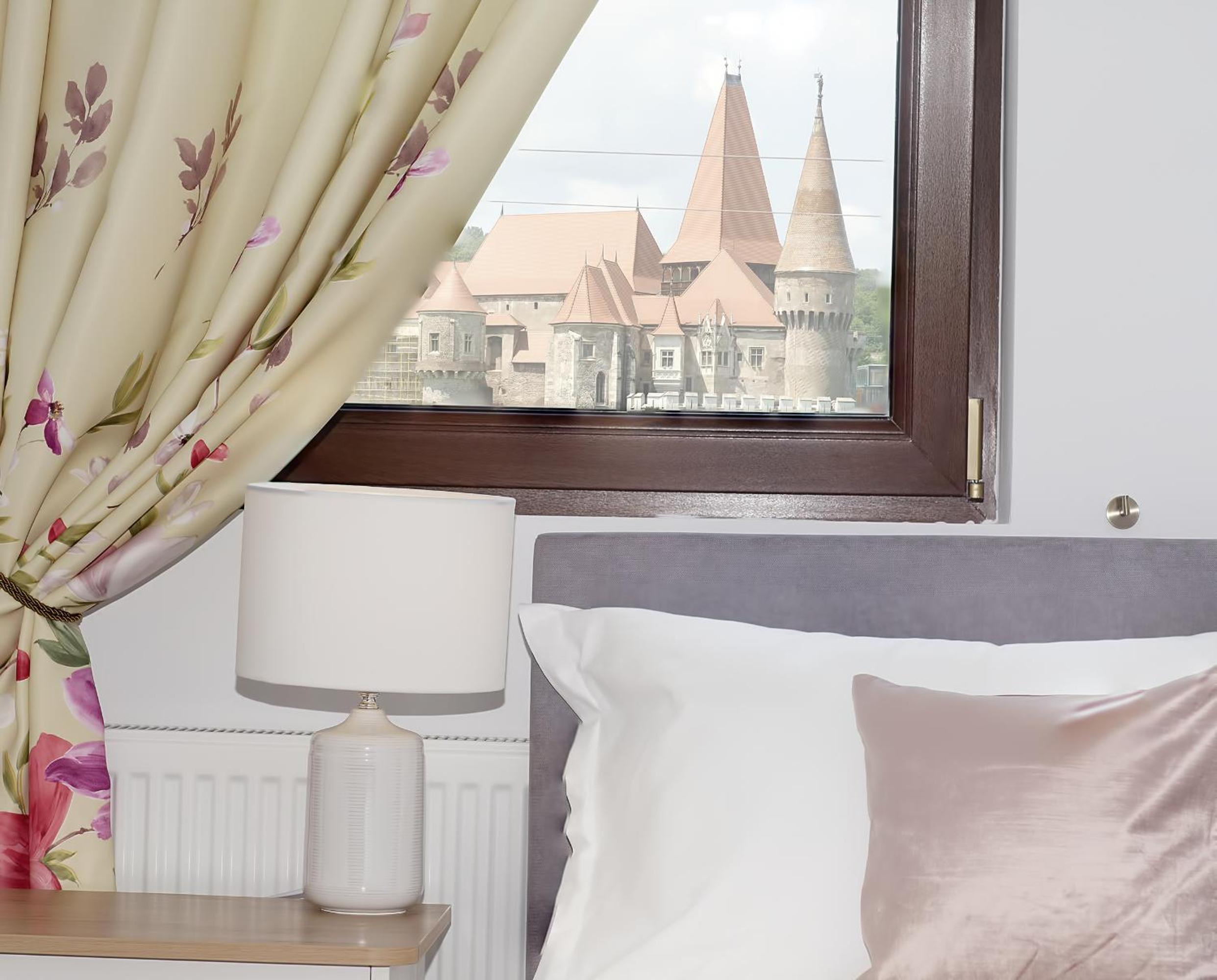 Standard Twin Room - Photo 2