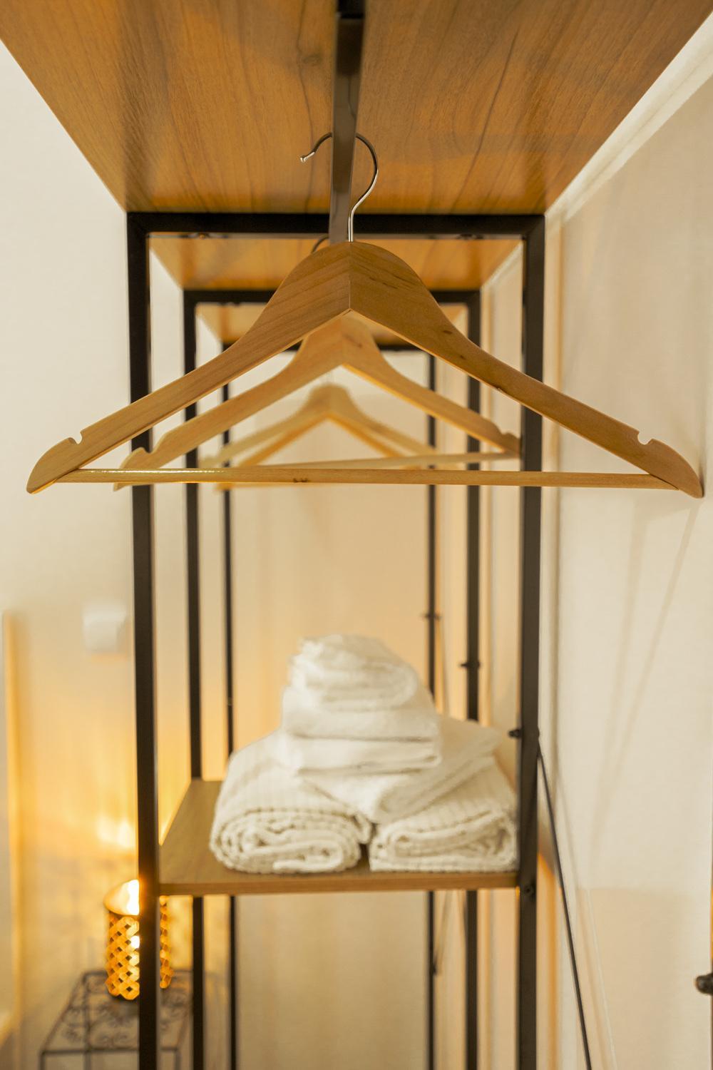 One-Bedroom Apartment - Photo 4