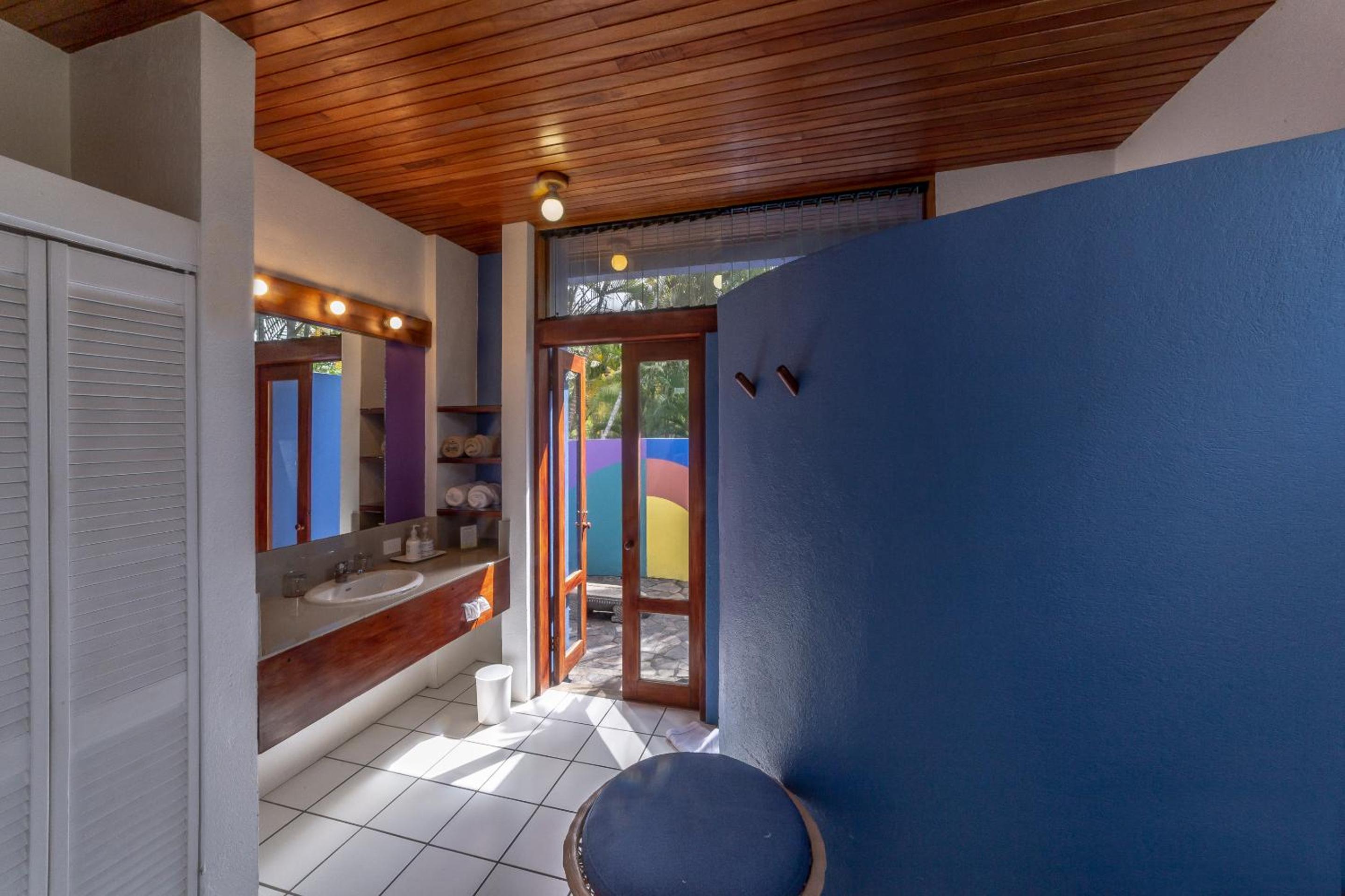 Ultra Villa 2 Beds - Photo 6