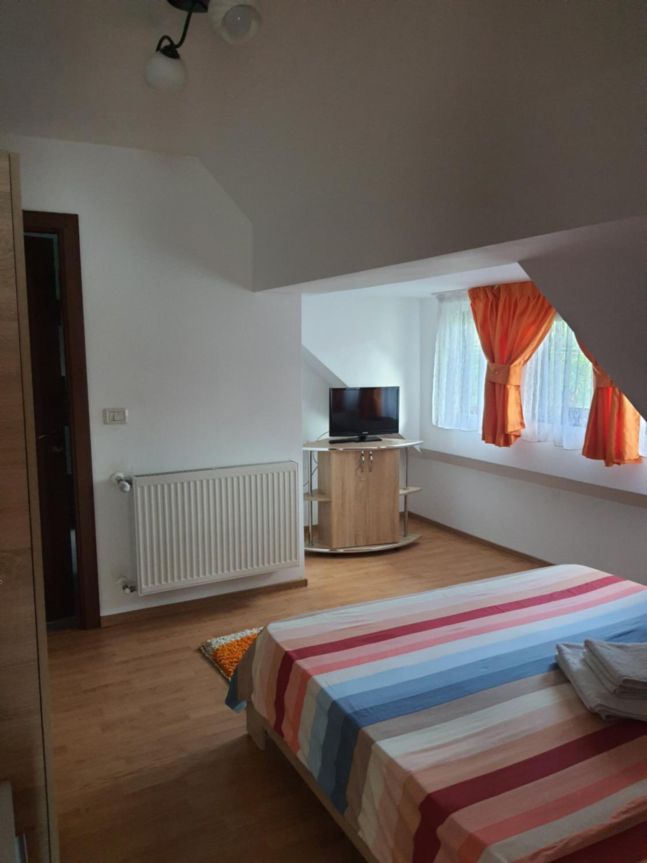 Double Room with Private Bathroom photo 1
