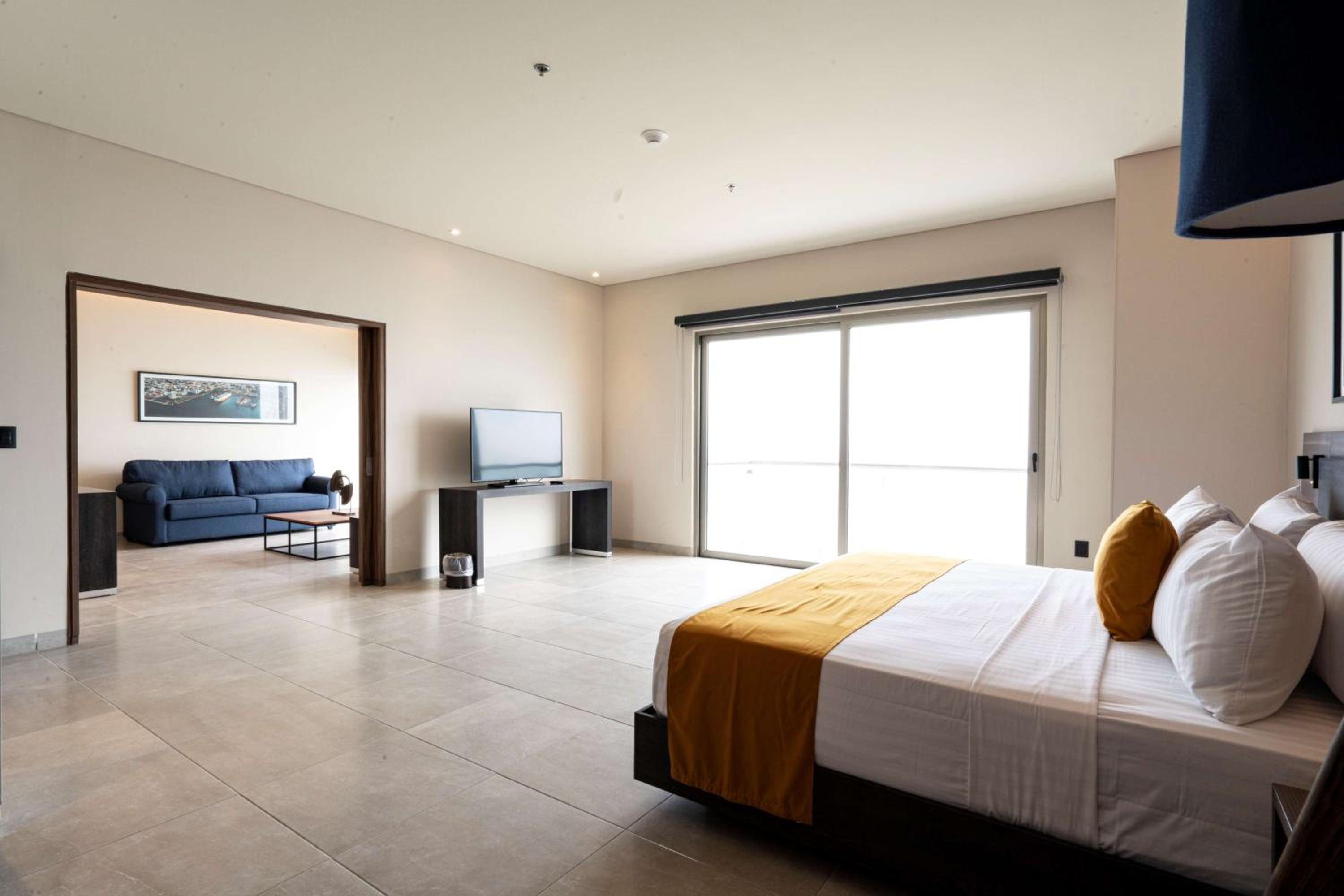 King Suite with Sofa Bed and Ocean View - Photo 8