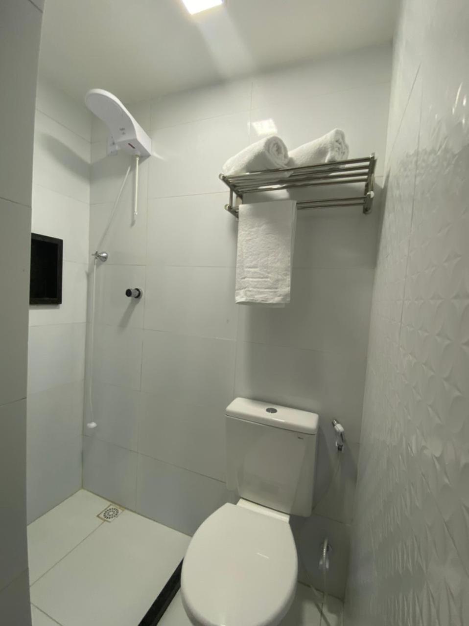 Double Room - Photo 8