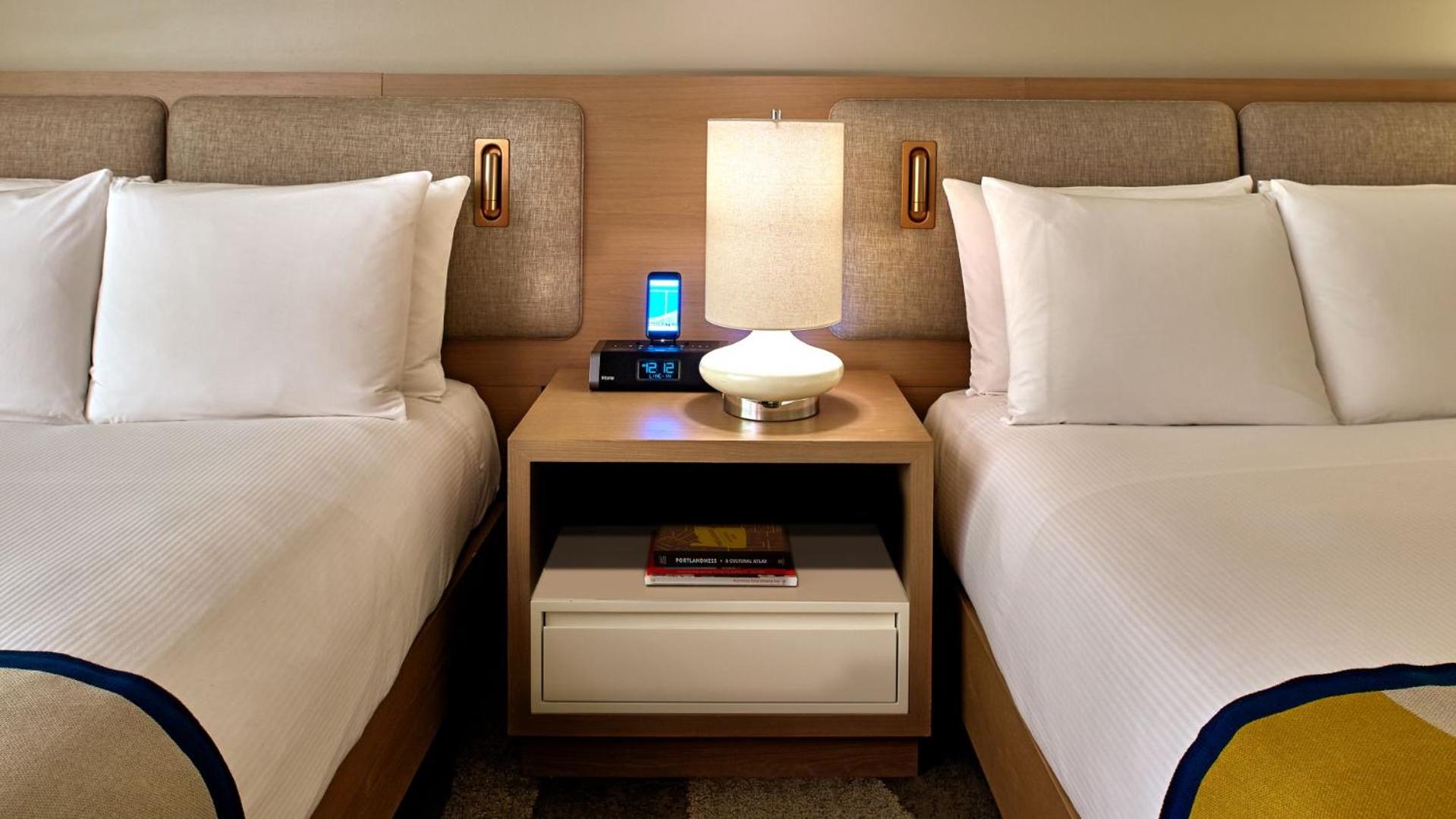 Queen Room with Two Queen Beds - Disability Access - Photo 1