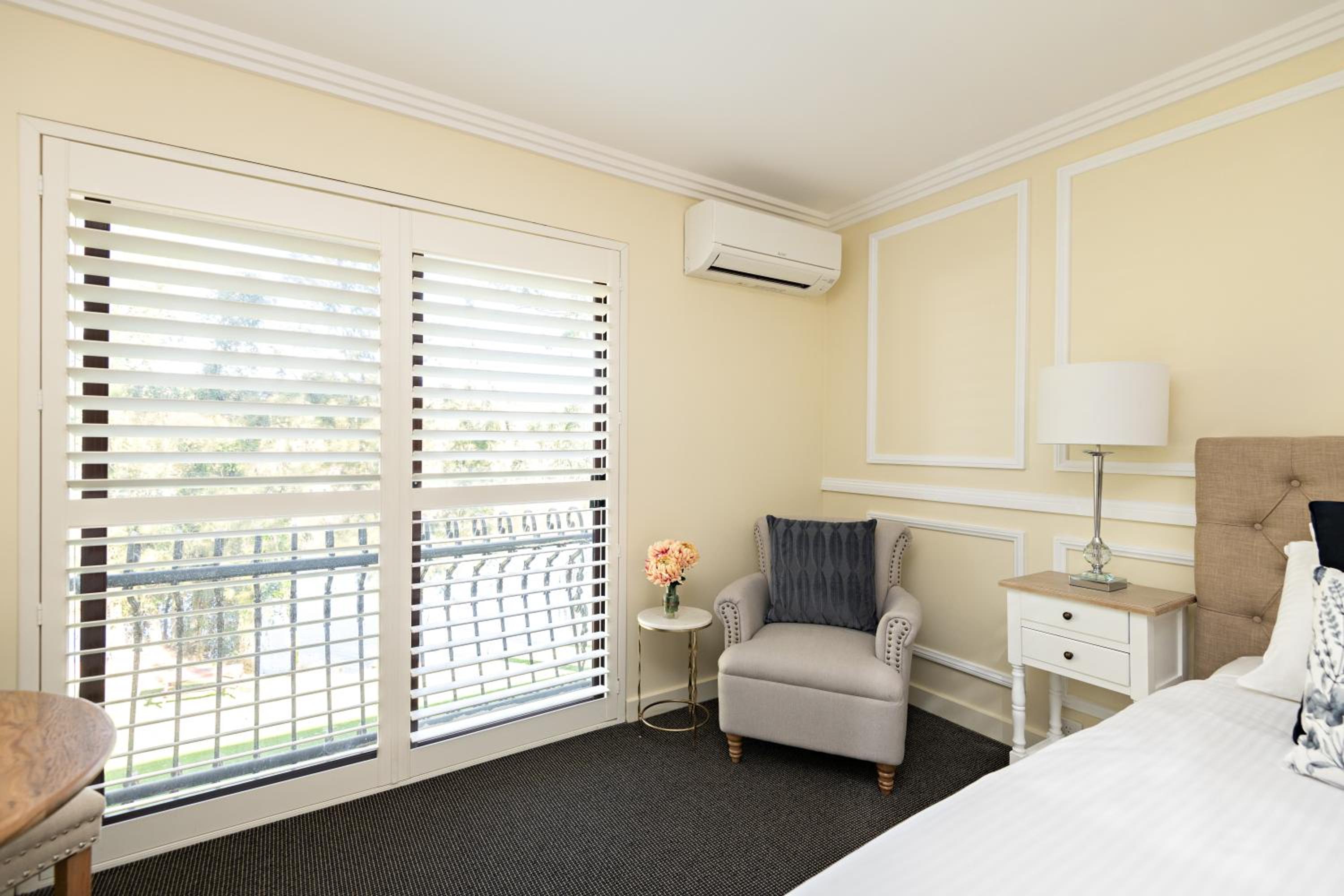 King Room with Spa Bath - Photo 7