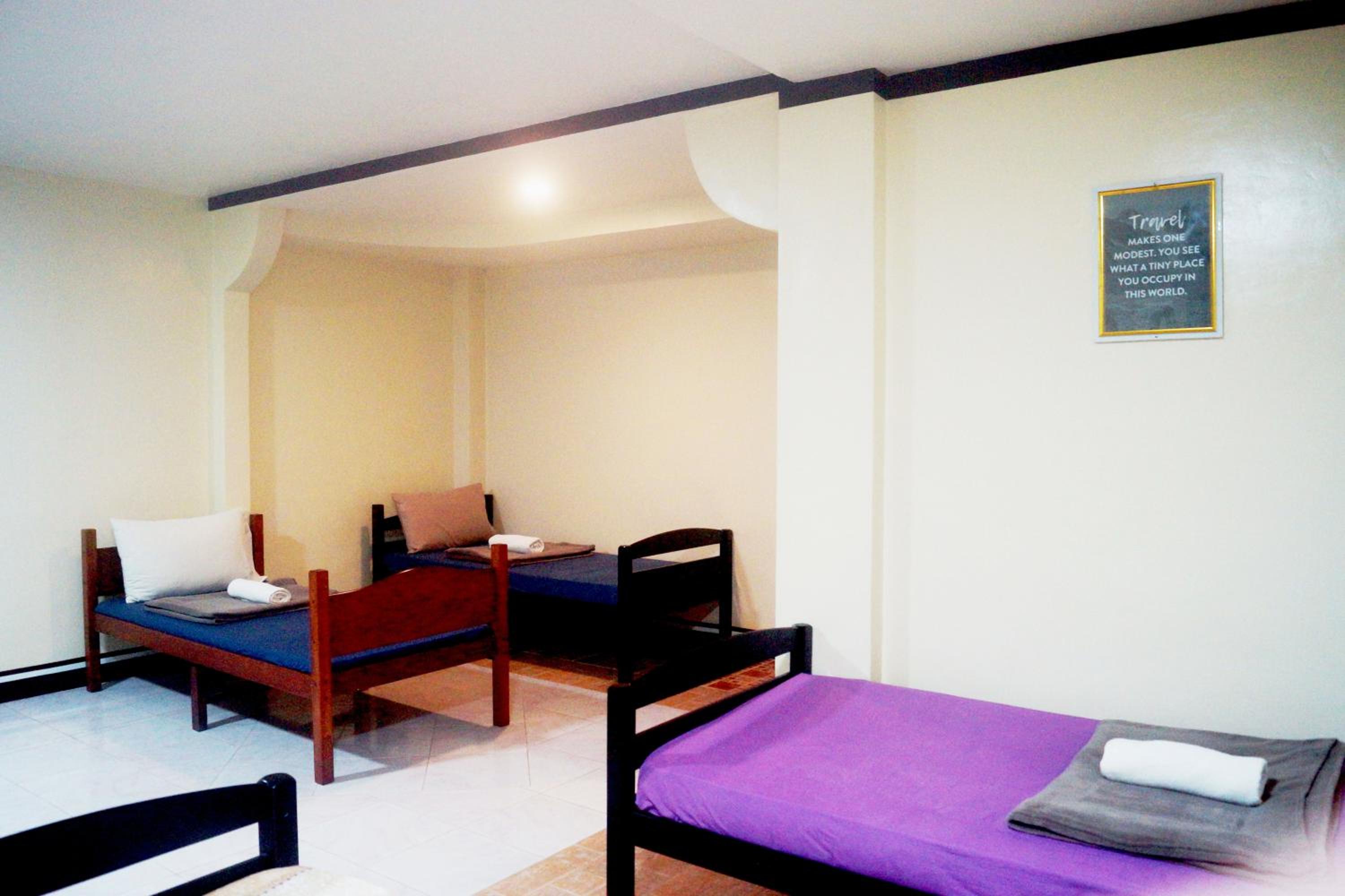 Family Room - Photo 8