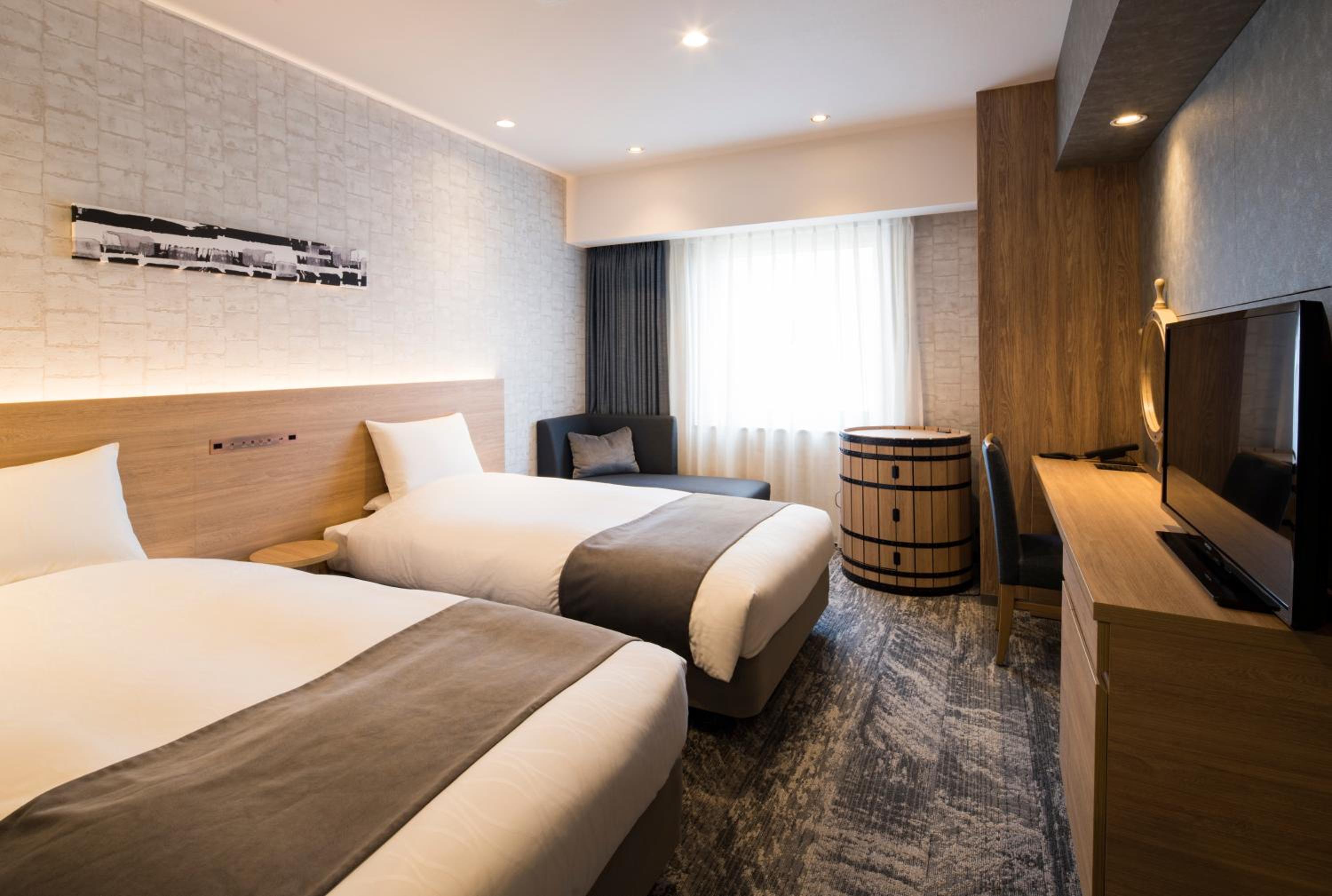 Deluxe Twin Room - Non-Smoking photo 1