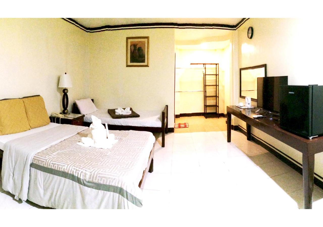 Deluxe Double or Twin Room - Photo 5