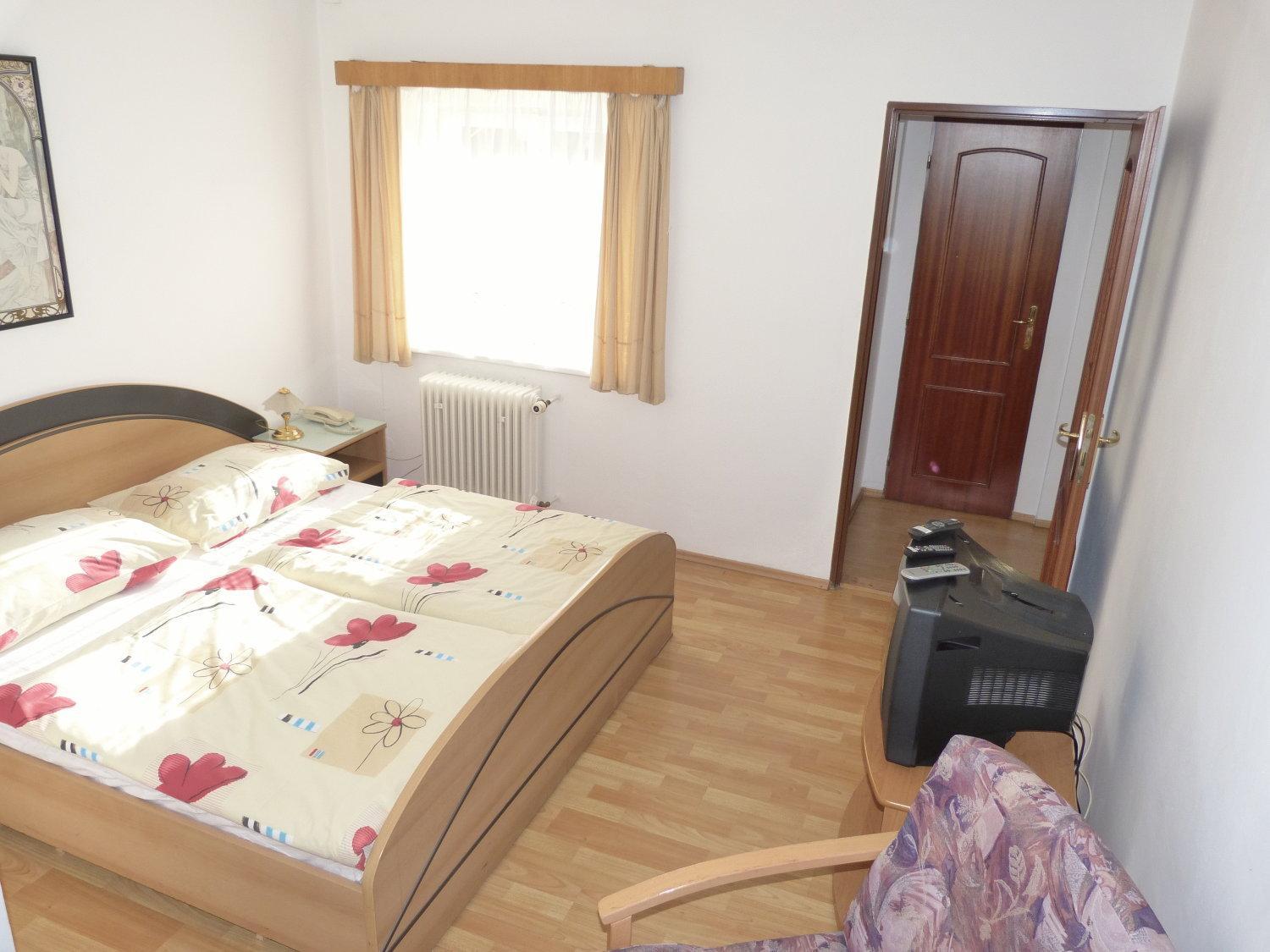 Double or Twin Room photo 2