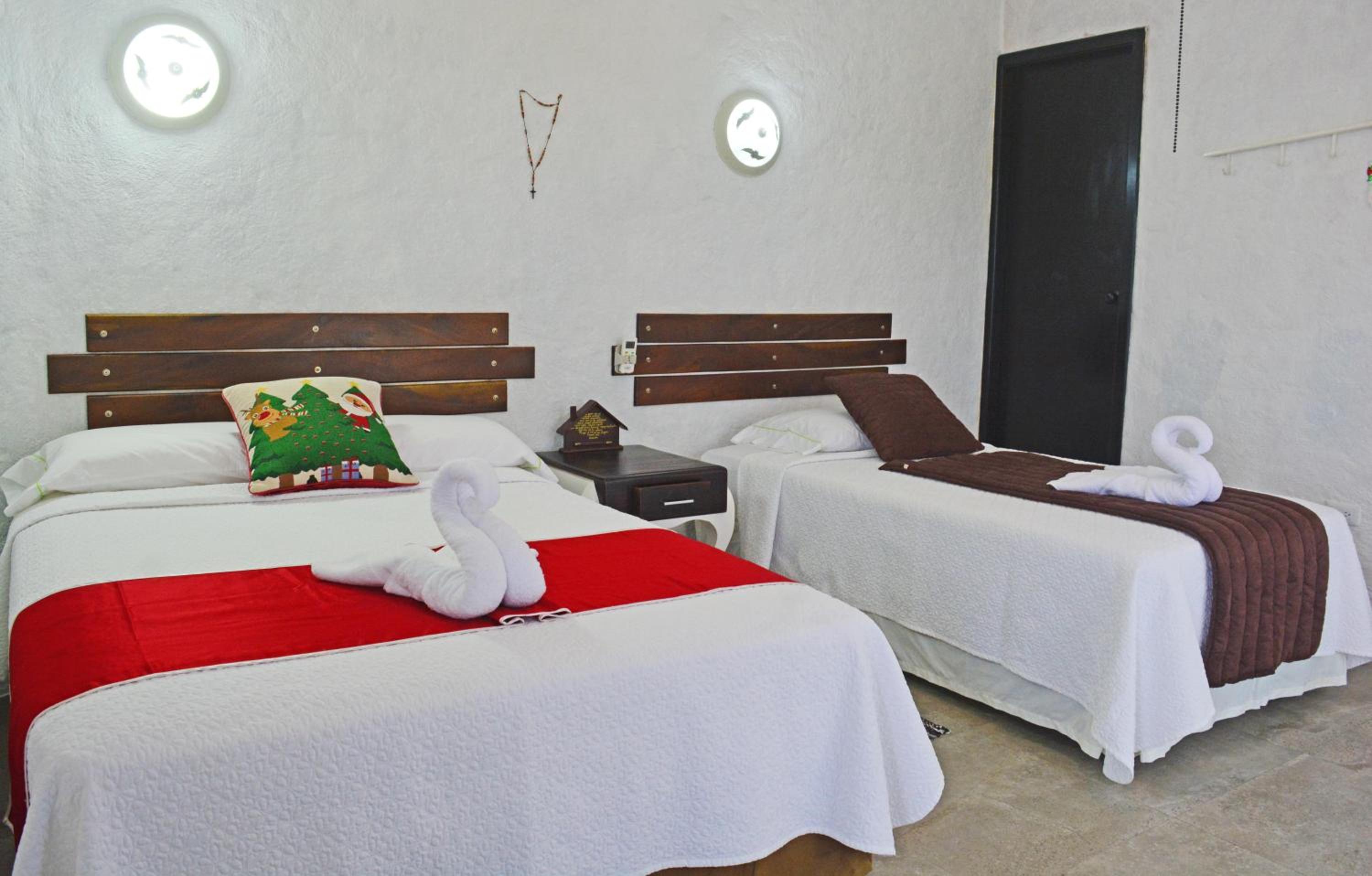 Twin Room With Balcony photo 2