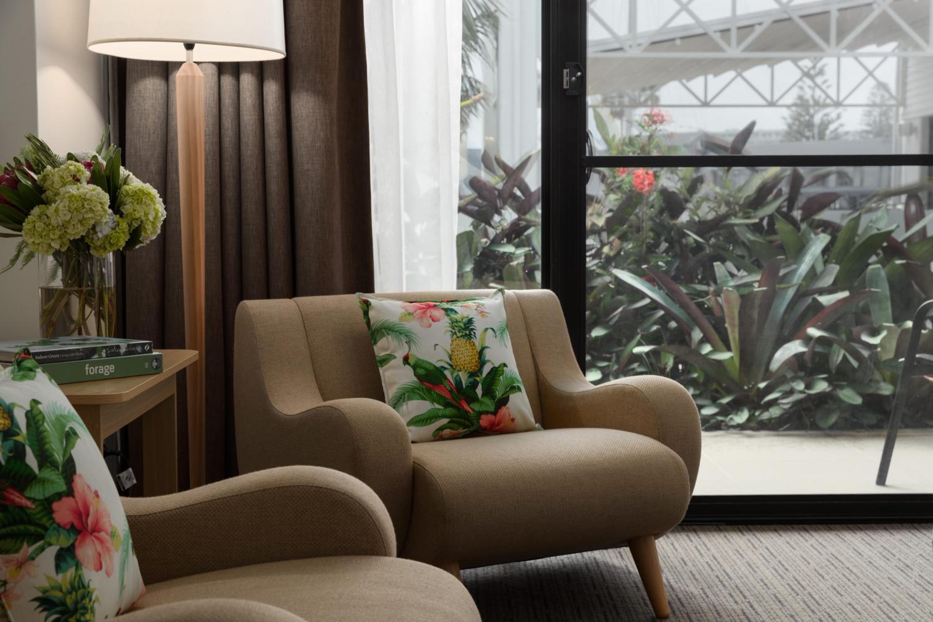 Superior King Room - Photo 5